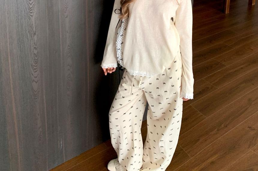 Long Sleeve Scoop Neck Plain Bow T-Shirt / Drawstring Waist Bow Print Wide Leg Pants Product Image