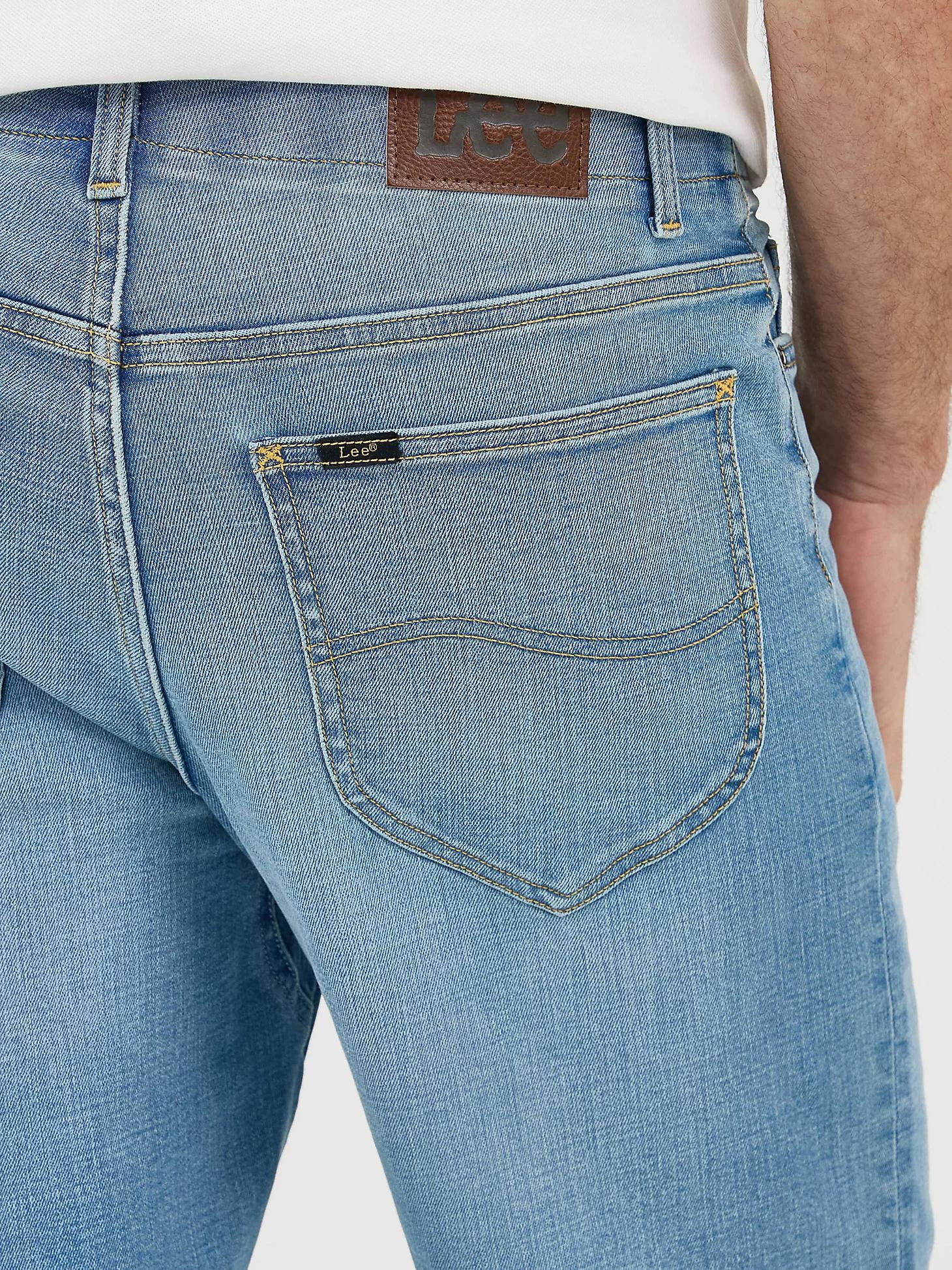 Men's Extreme Motion Straight Fit Denim Short | Men's Shorts | Lee® Product Image