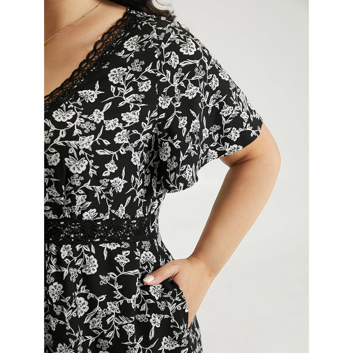 Plus Size Silhouette Floral Print V Neck Ruffles Lace Panel Dress BlackFlower Women Elegant Printed V-neck Short sleeve Curvy Midi Dress BloomChic 18-20/2X Product Image