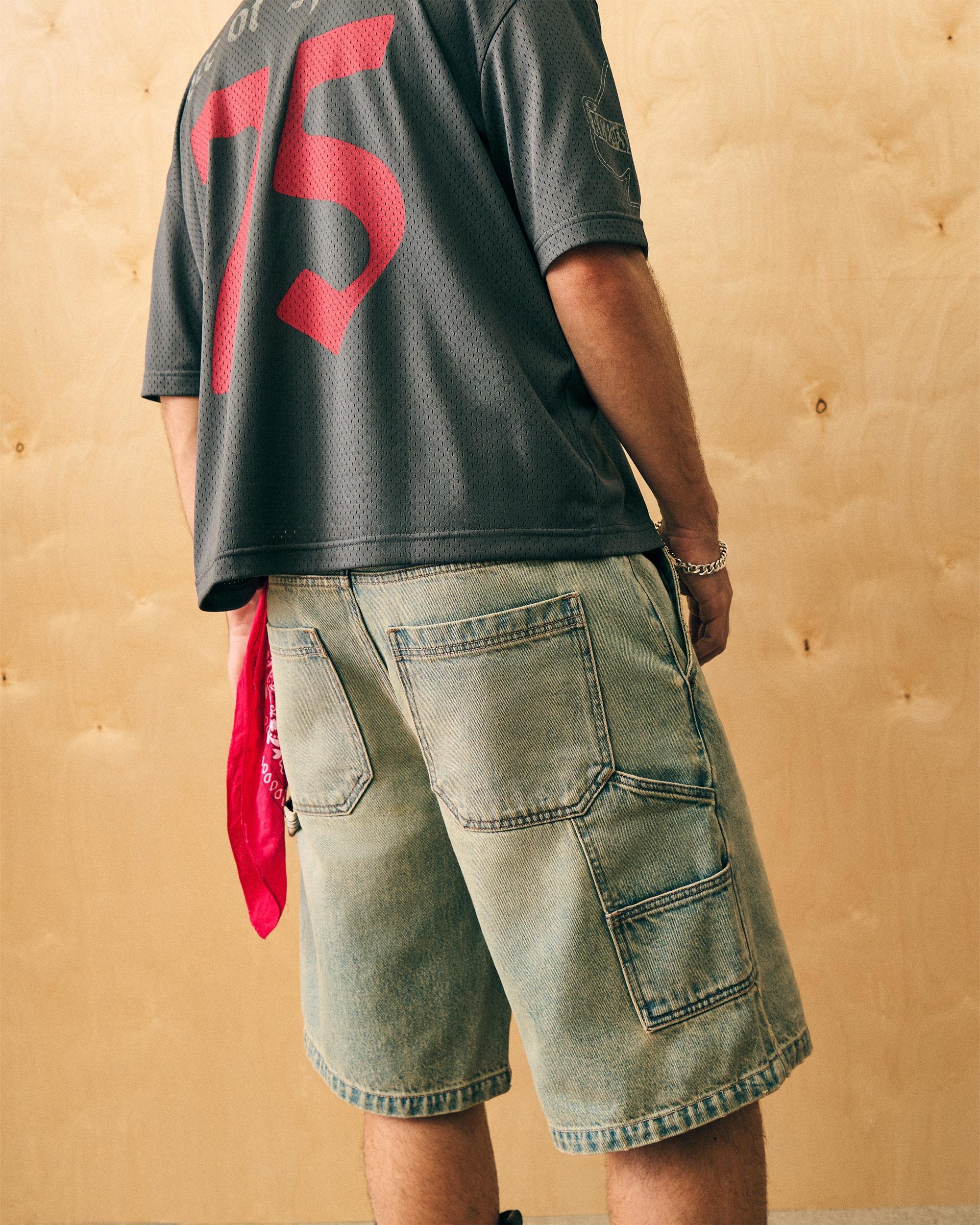Baggy Denim Cargo Shorts Product Image