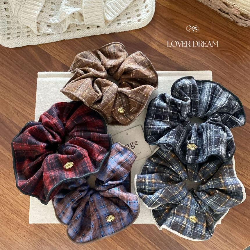 Plaid Patterned Scrunchie Product Image