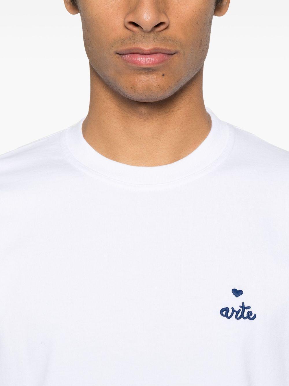 Heart logo T-shirt Product Image