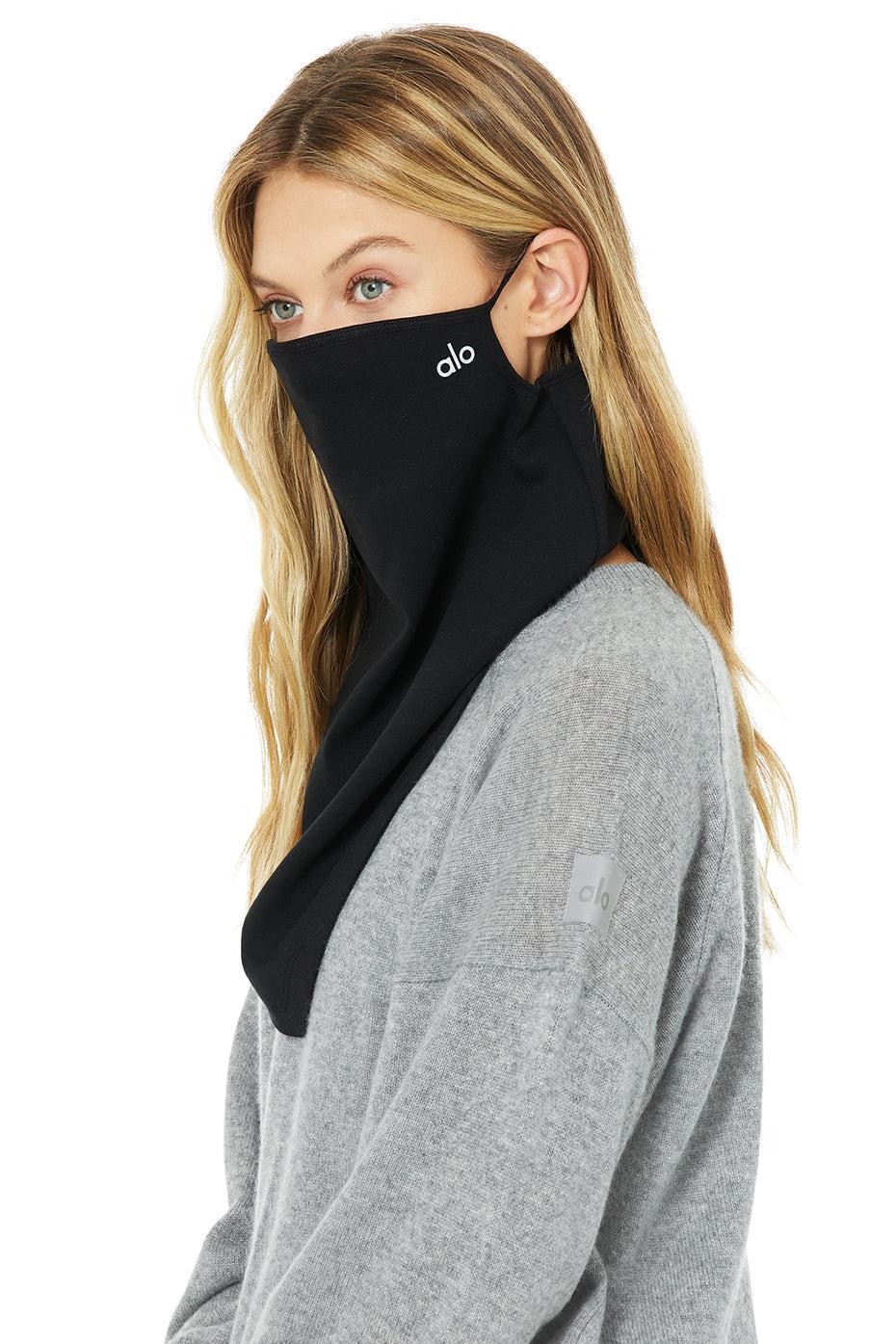 City Scarf Mask - Black Product Image