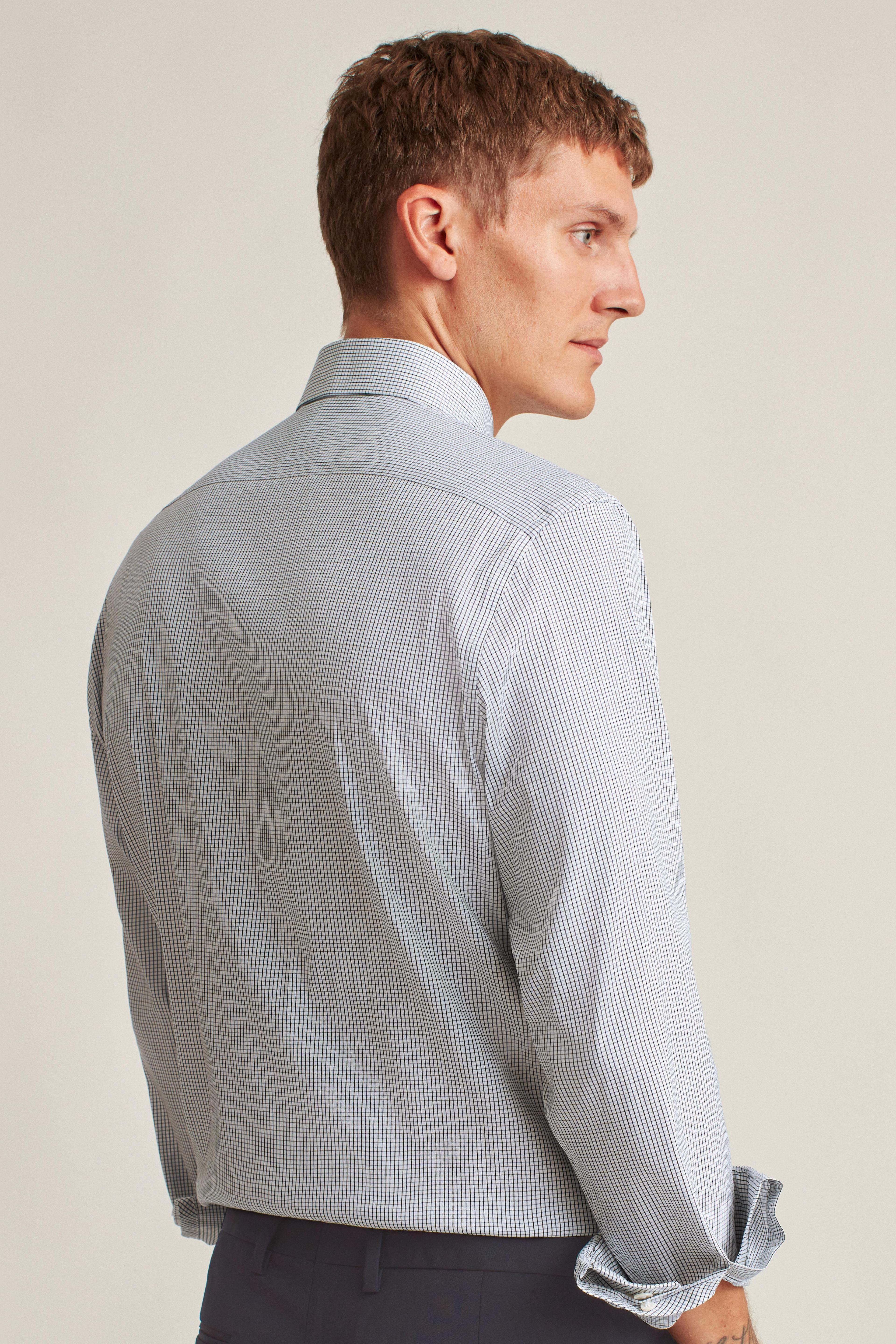 Jetsetter Stretch Dress Shirt Product Image