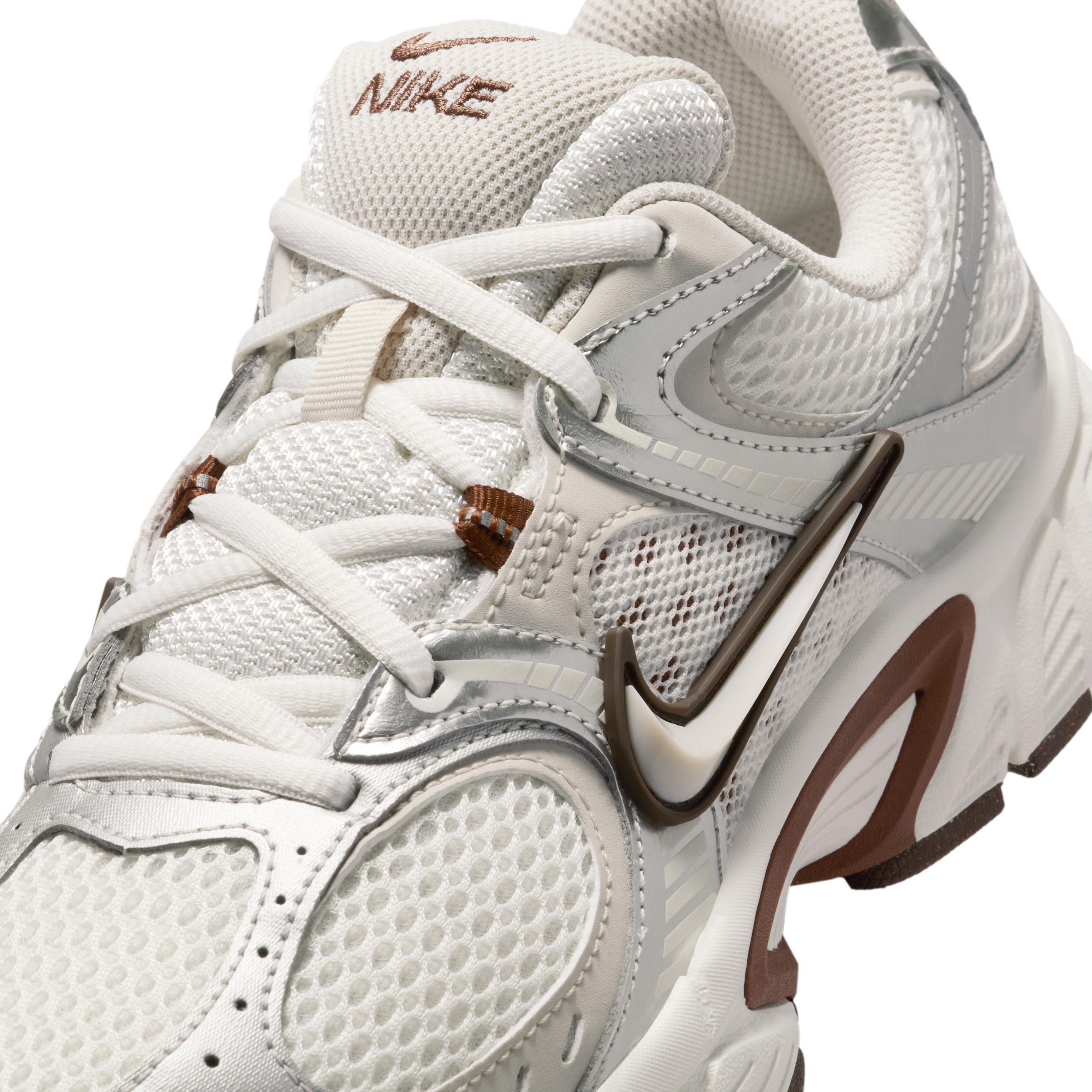 Nike Womens V5 RNR Shoes with Reflective Accents | HQ7901-102 Product Image