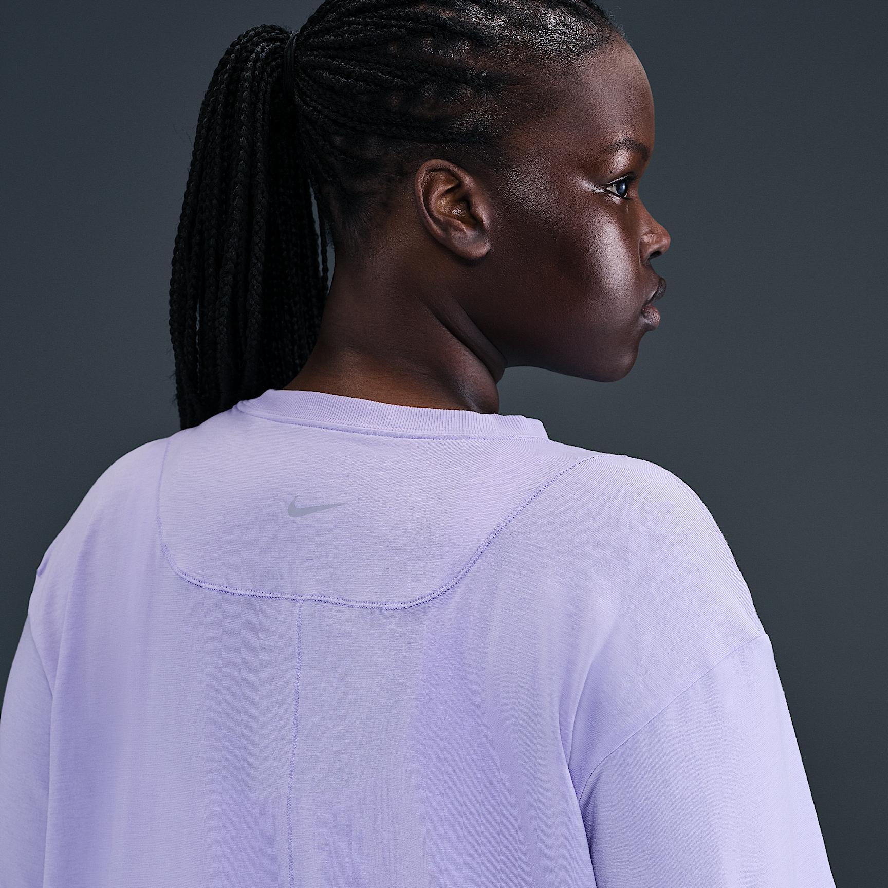 Nike One Relaxed Women's Dri-FIT Short-Sleeve Top (Plus Size) Product Image