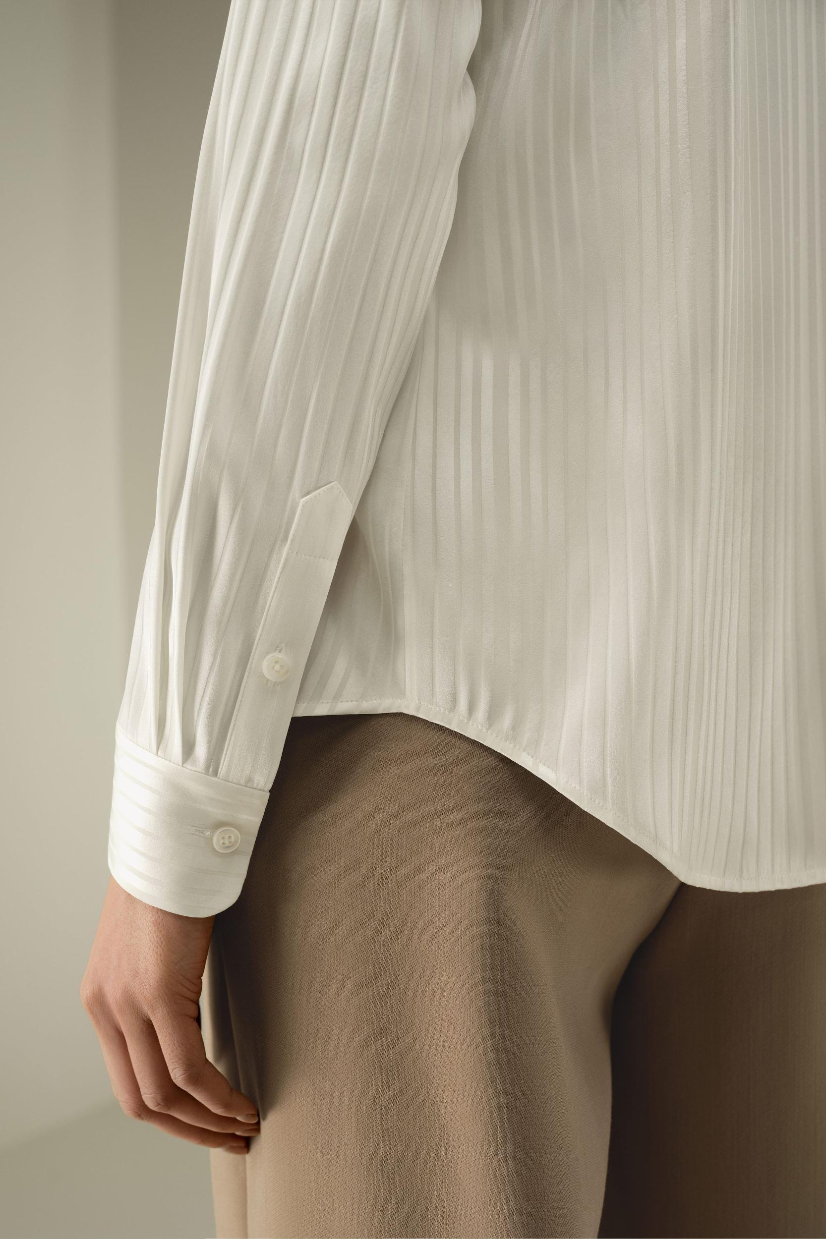 Stretched Jacquard Stripe Silk Shirt Product Image