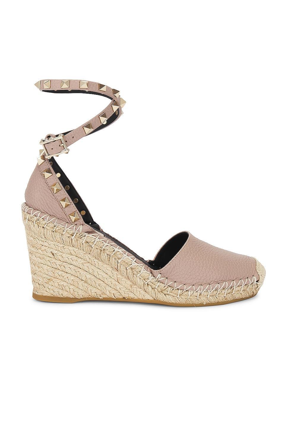 Valentino Garavani Rockstud Wedge Espadrille in Tan Product Image