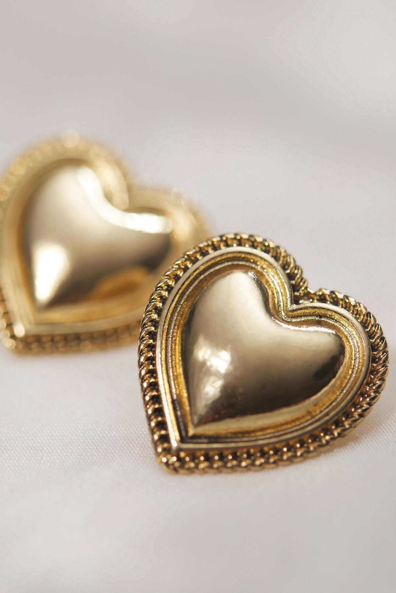 Vintage Bubble Heart Earrings Product Image