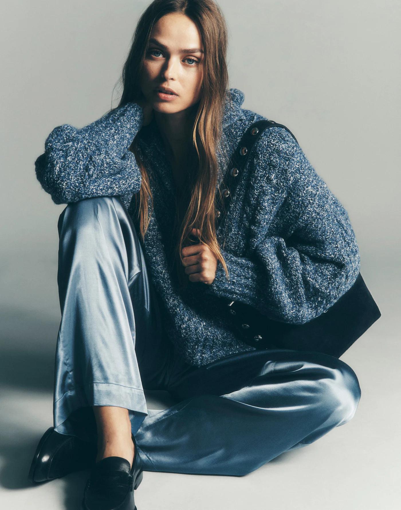 Pull-On Straight Pants in Stretch Satin Product Image