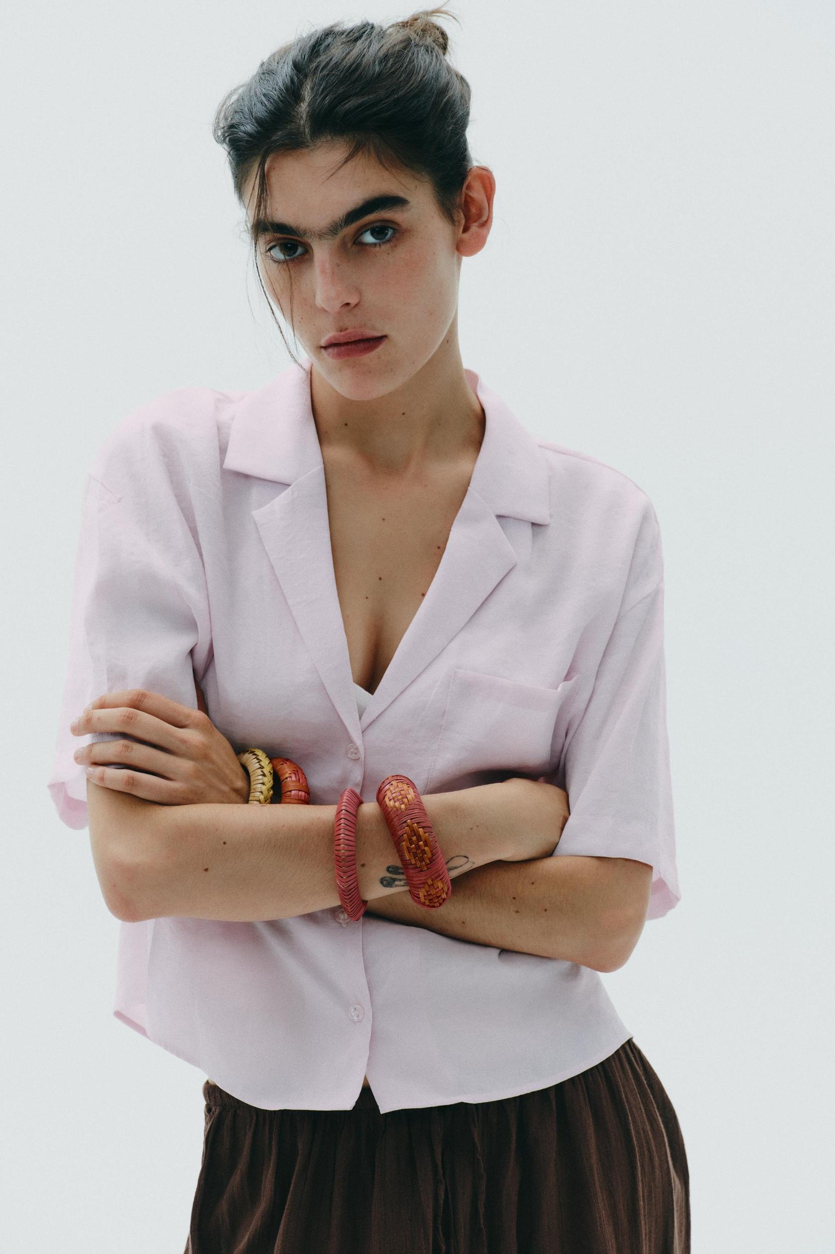 4-PACK OF WOODEN RAFFIA BRACELETS Product Image