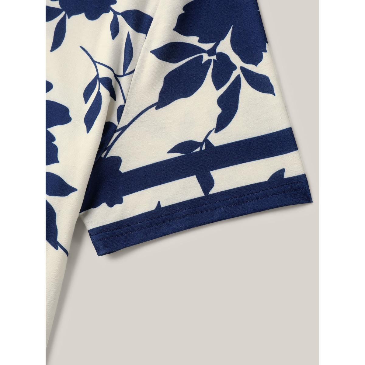 Plus Size Silhouette Floral Print Contrast Hem T-Shirt Apricot Women Casual Contrast Natural Flowers V-neck Everyday T-shirts BloomChic 18-20/2X Product Image