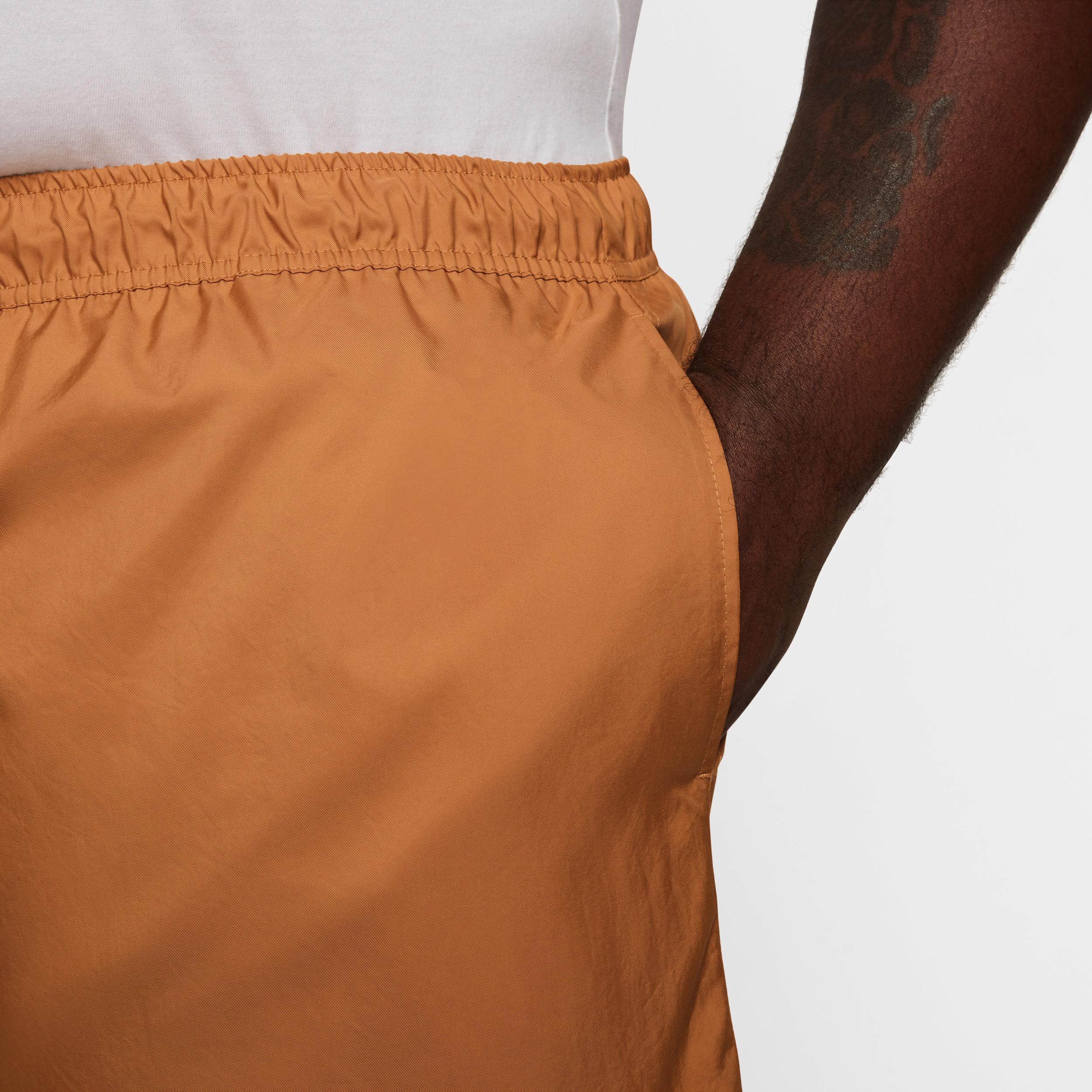 Nike Men's Club Woven Flow Shorts Product Image