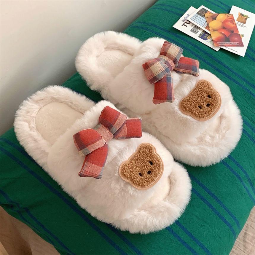 Bear Applique Fluffy Slippers Product Image