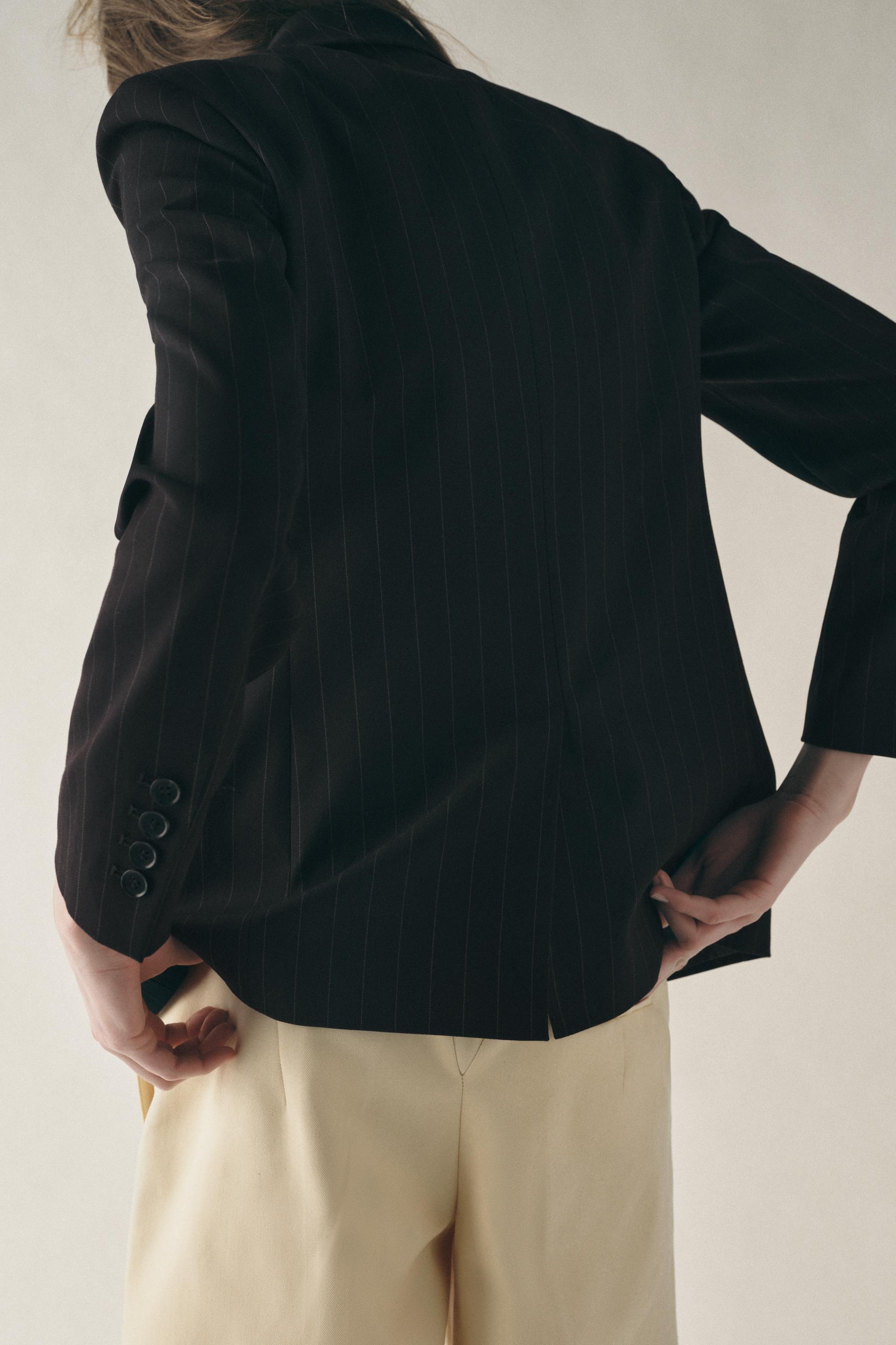 MINIMAL STRIPED BLAZER ZW COLLECTION Product Image