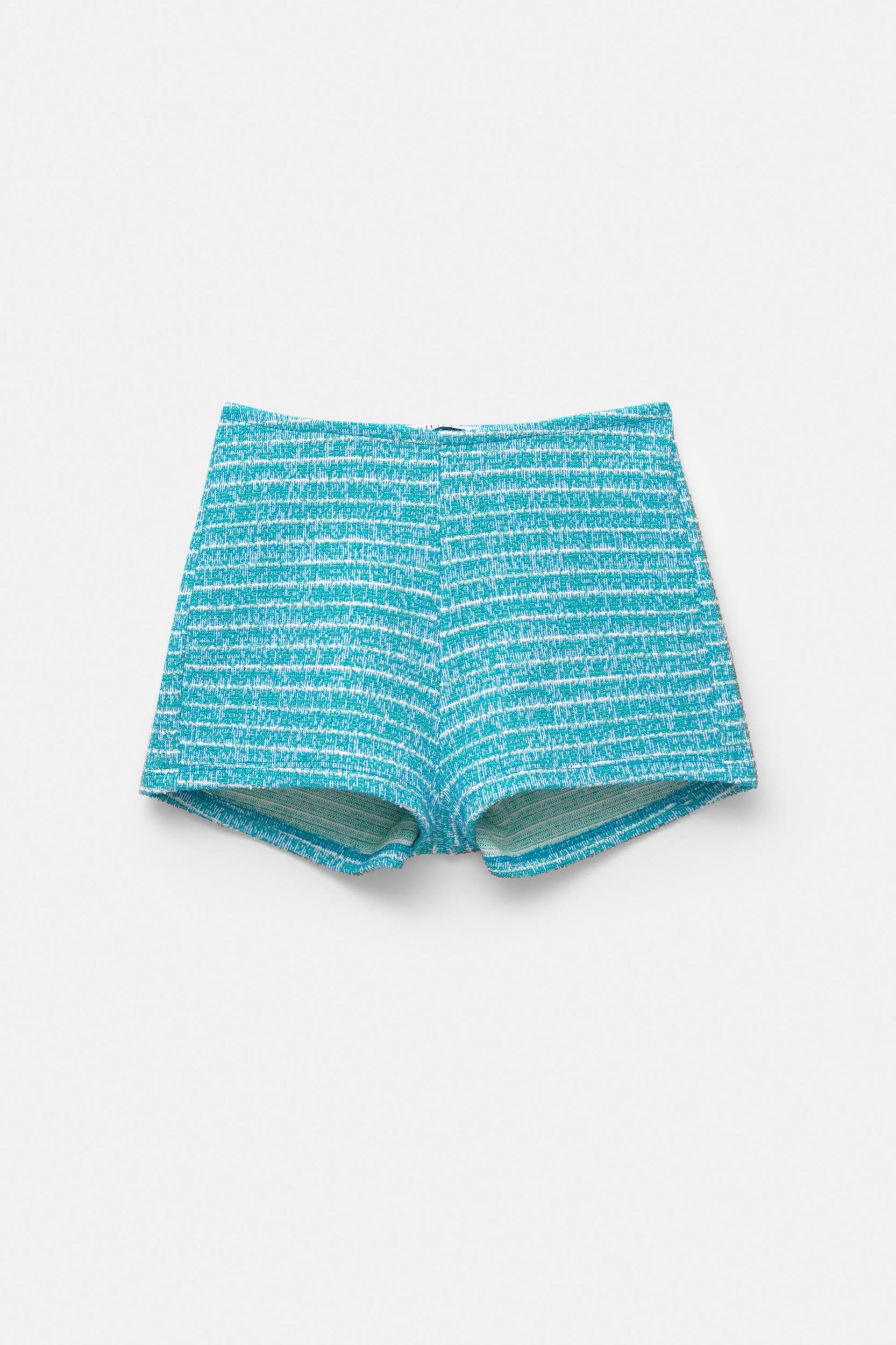 Textured knit shorts Product Image