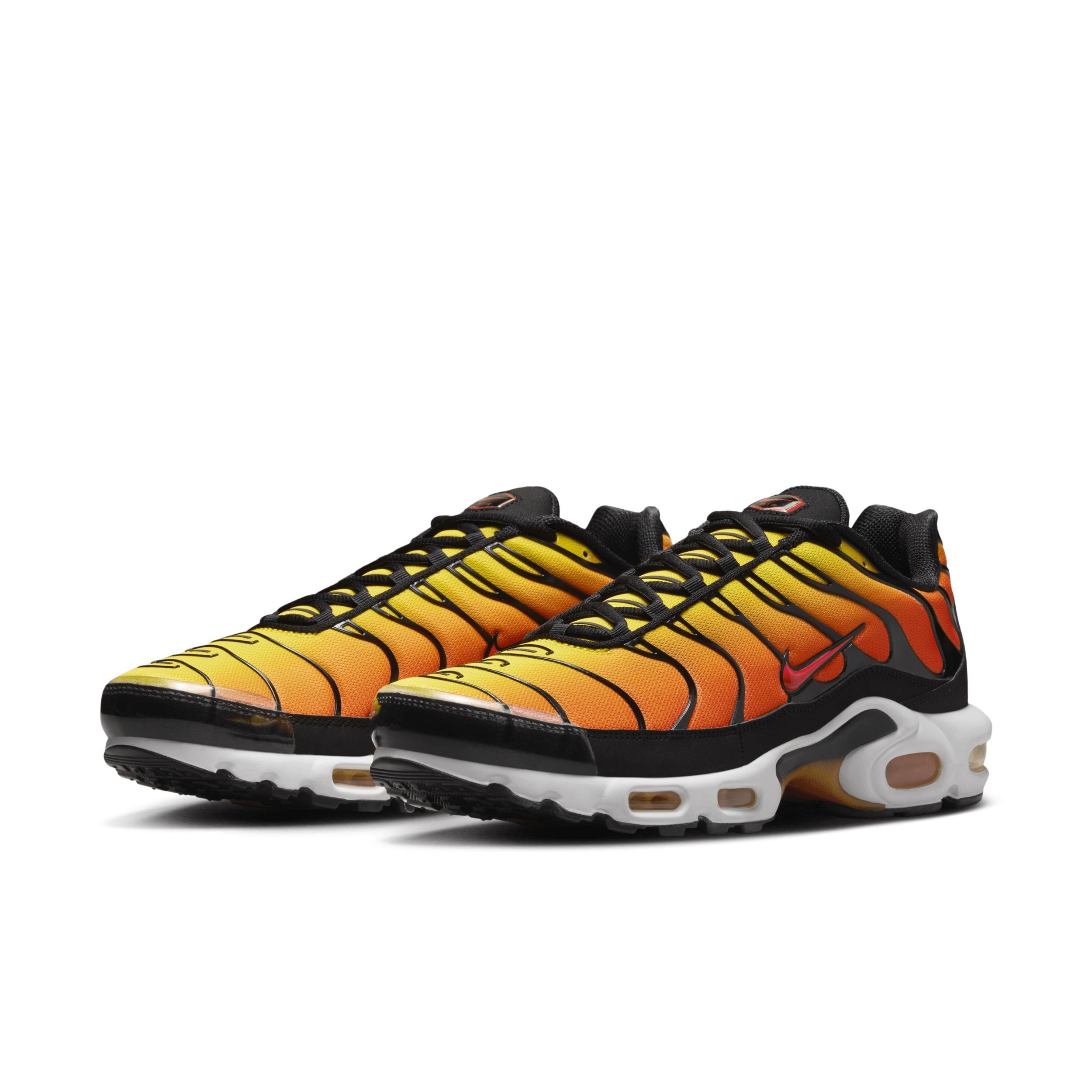 Nike Men's Air Max Plus Shoes Product Image