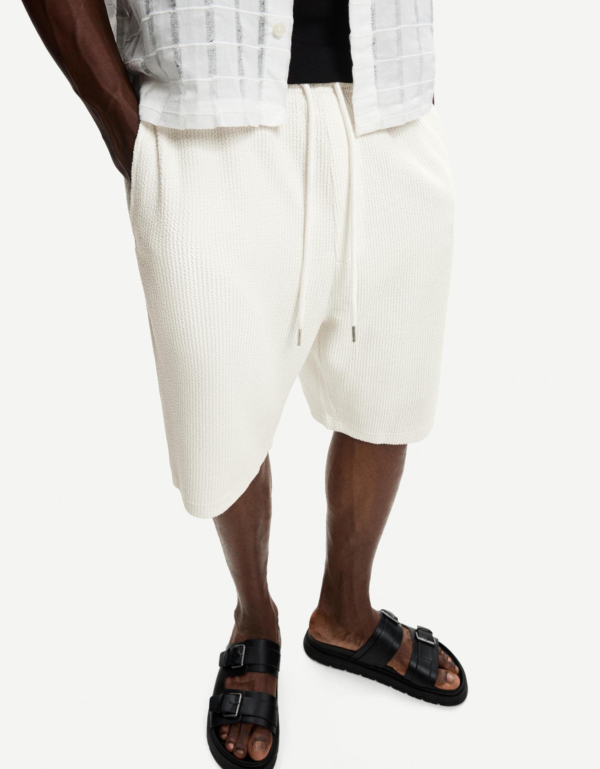 Textured Bermuda shorts Product Image