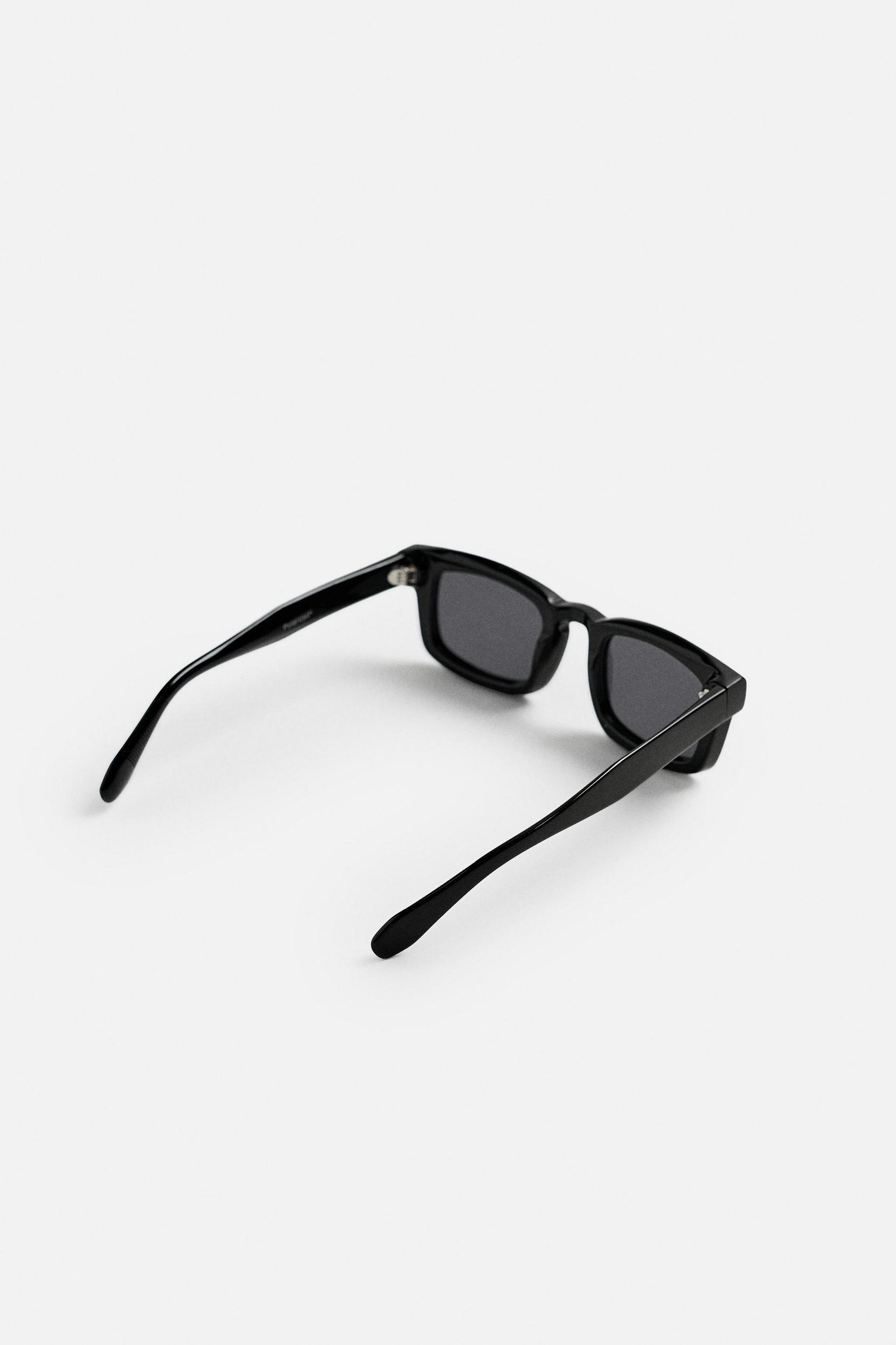 RECTANGULAR SUNGLASSES Product Image