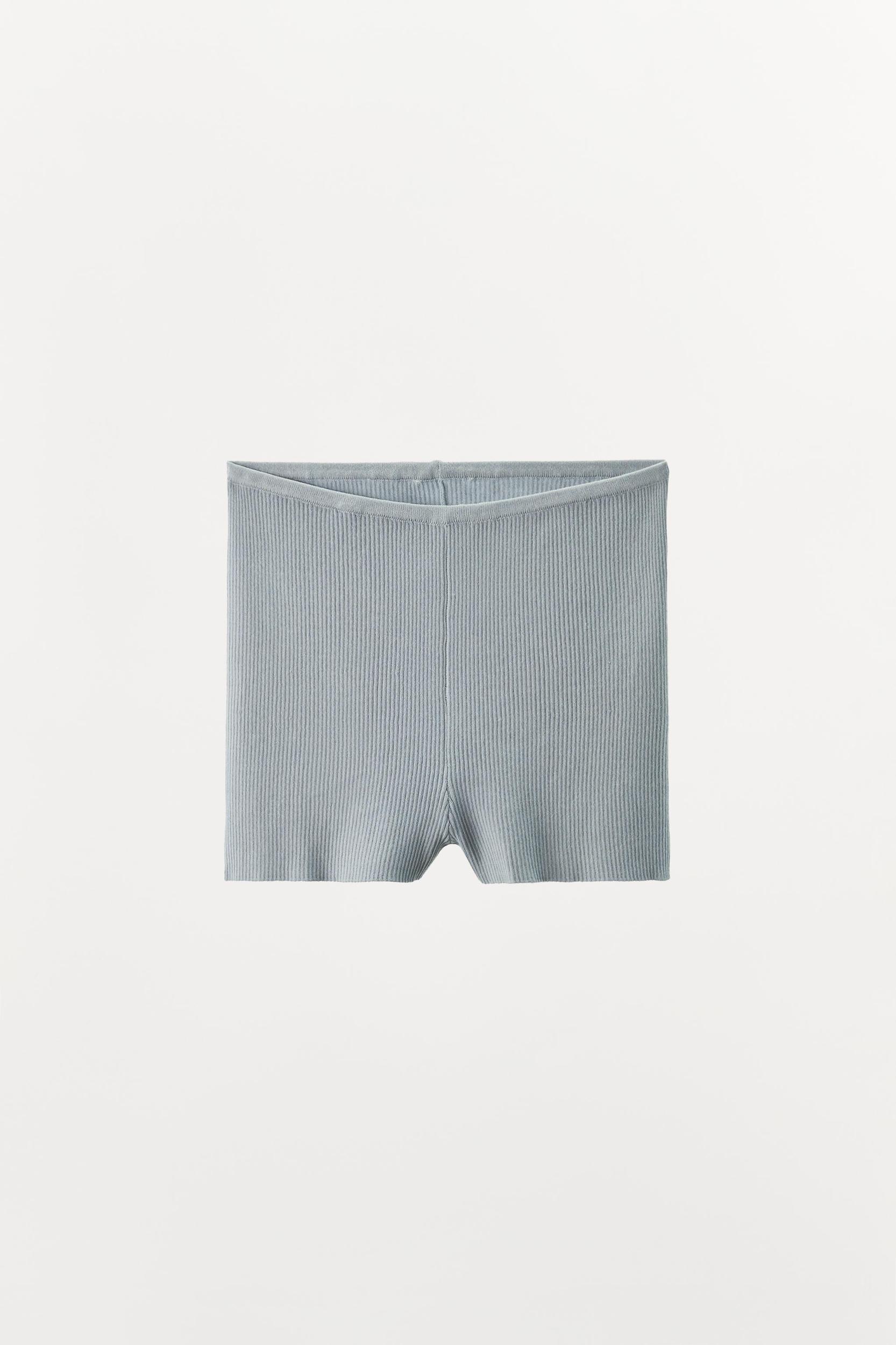 RIB KNIT SHORTS Product Image