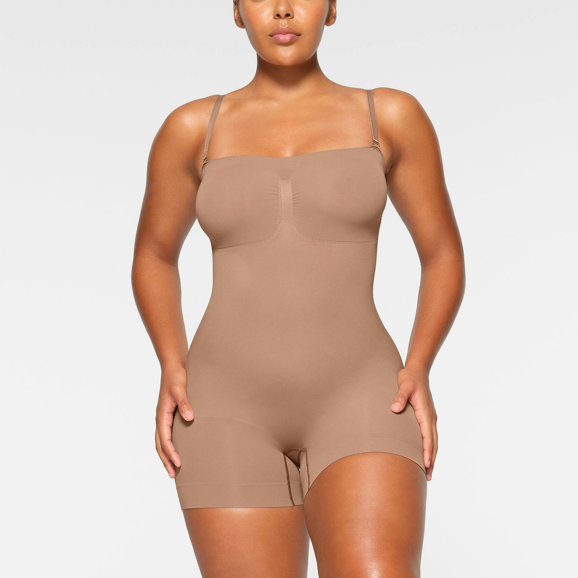 SEAMLESS SCULPT STRAPLESS SHORTIE BODYSUIT | SIENNA Product Image