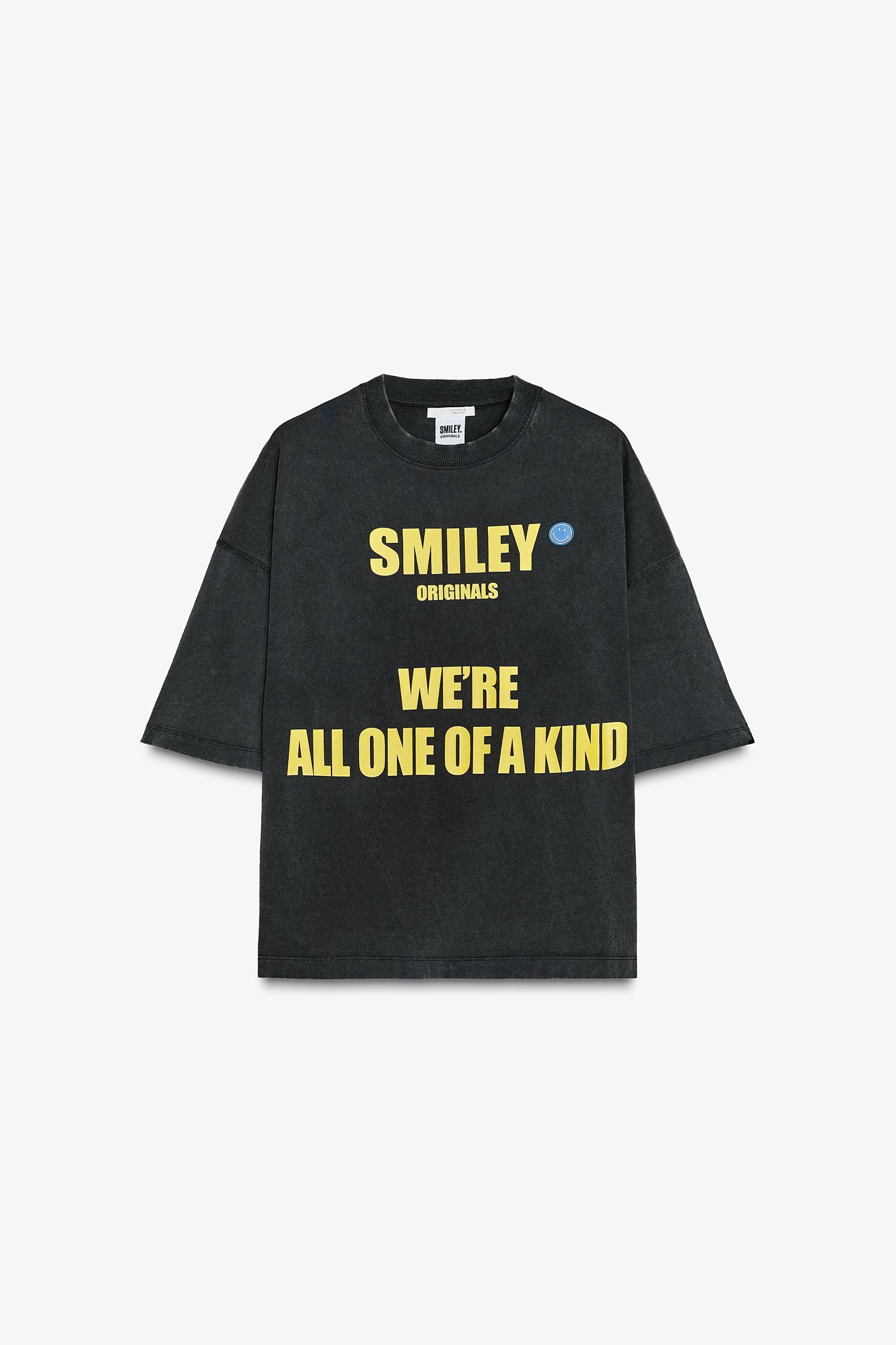 WASHED EFFECT SMILEY® T-SHIRT Product Image