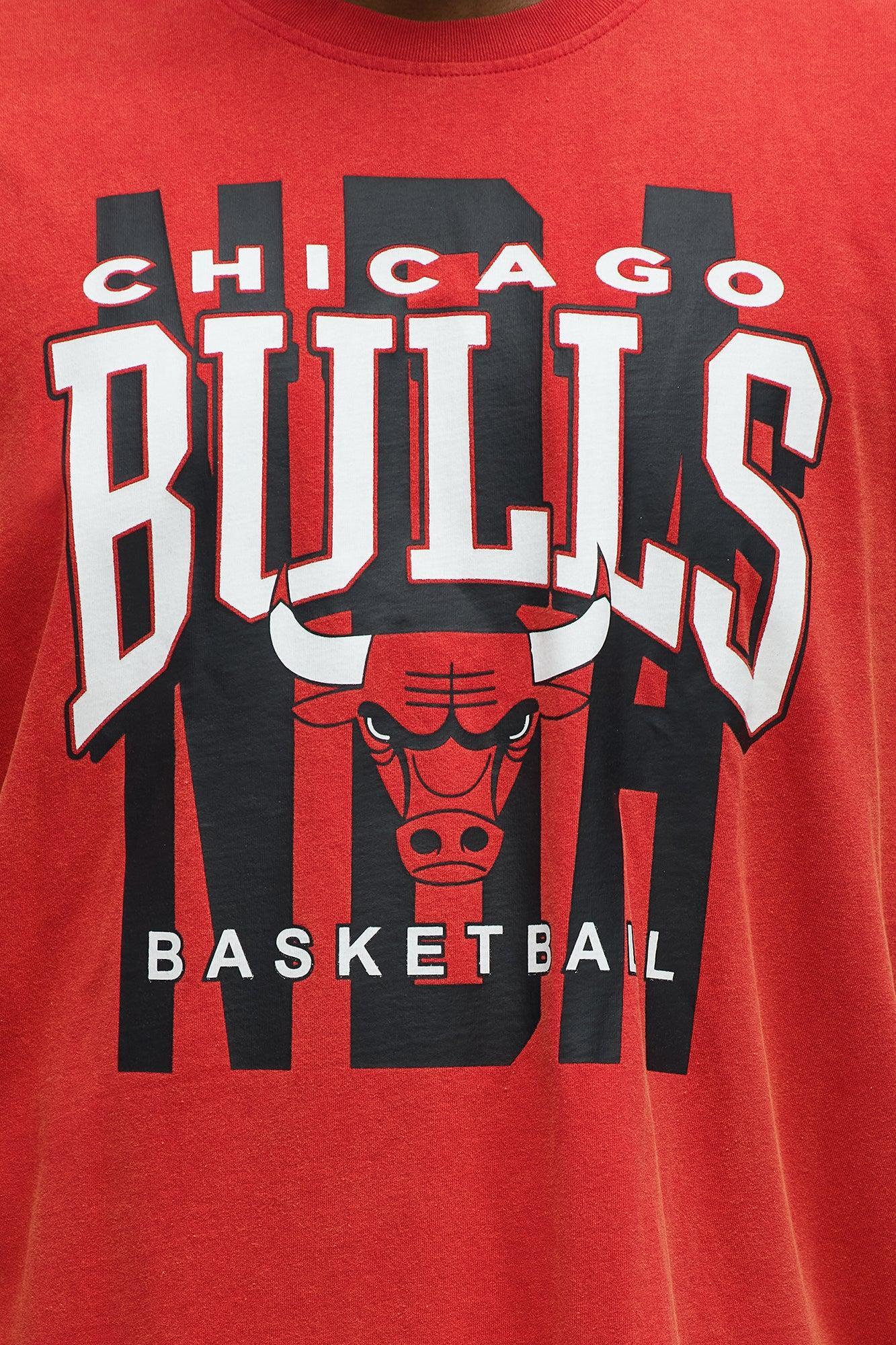 Bulls Oversized Short Sleeve Tee - Red Male Product Image
