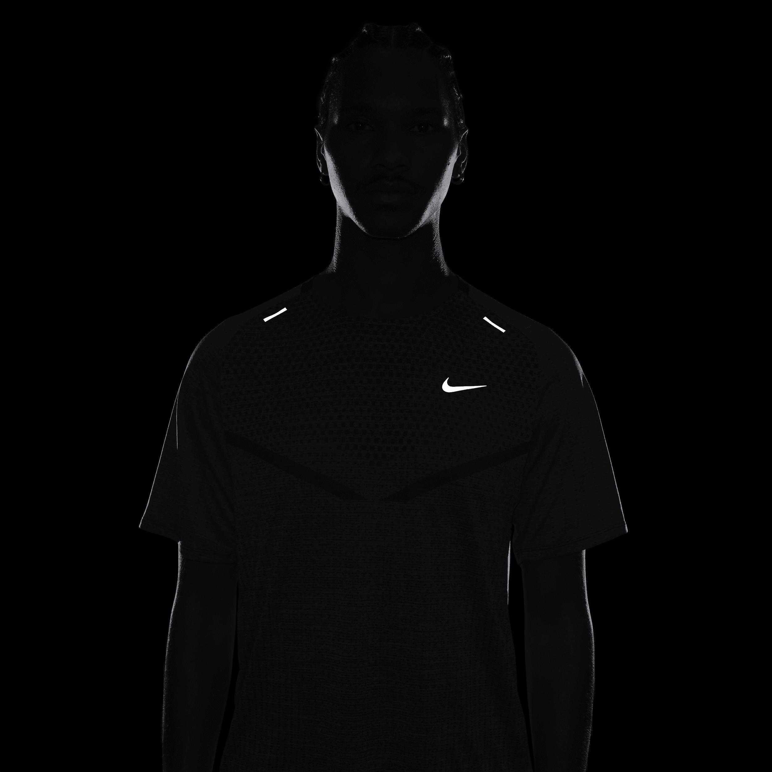 Nike TechKnit Men's Dri-FIT ADV Short-Sleeve Running Top Product Image