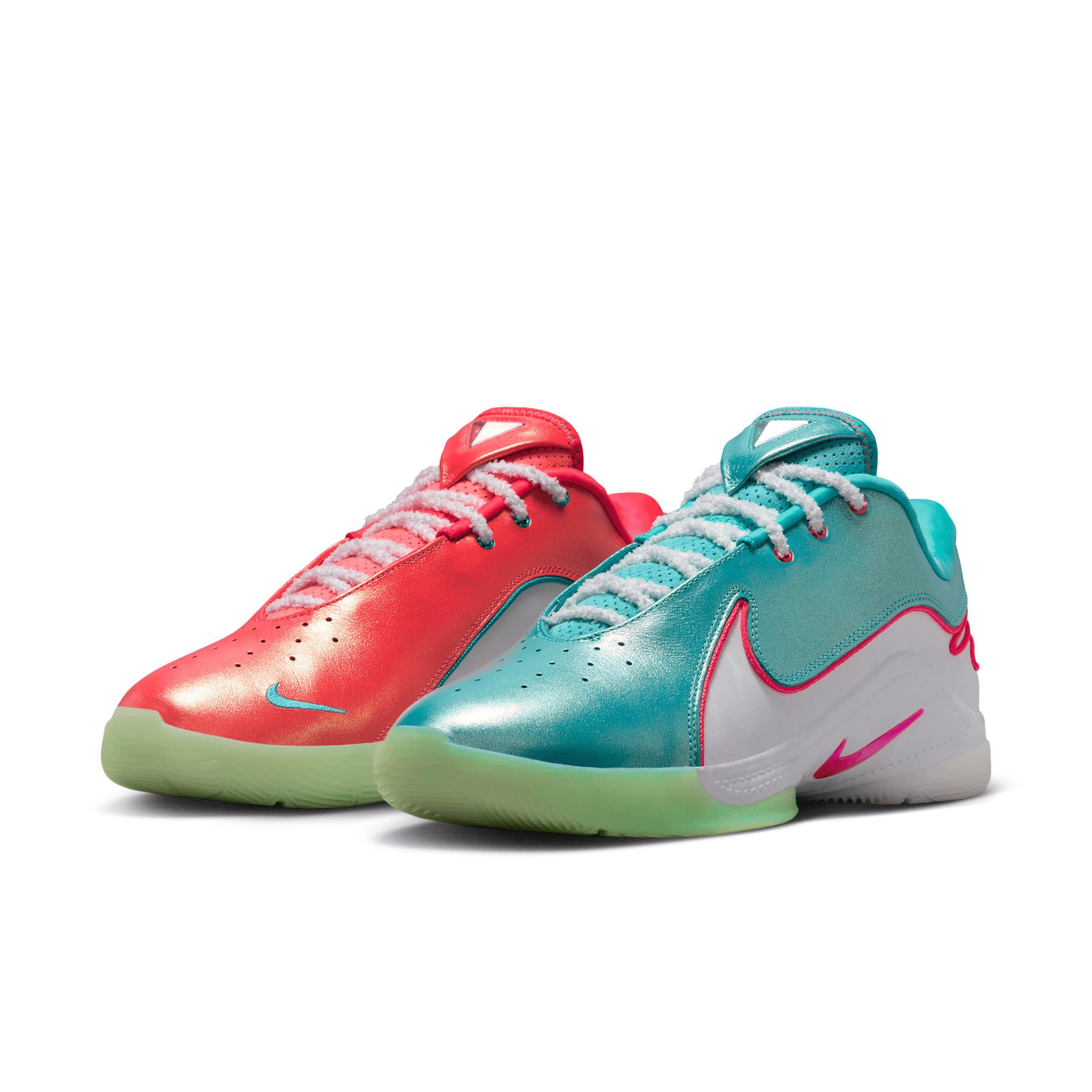 Nike Men's LeBron XXII "Limelight" Basketball Shoes Product Image