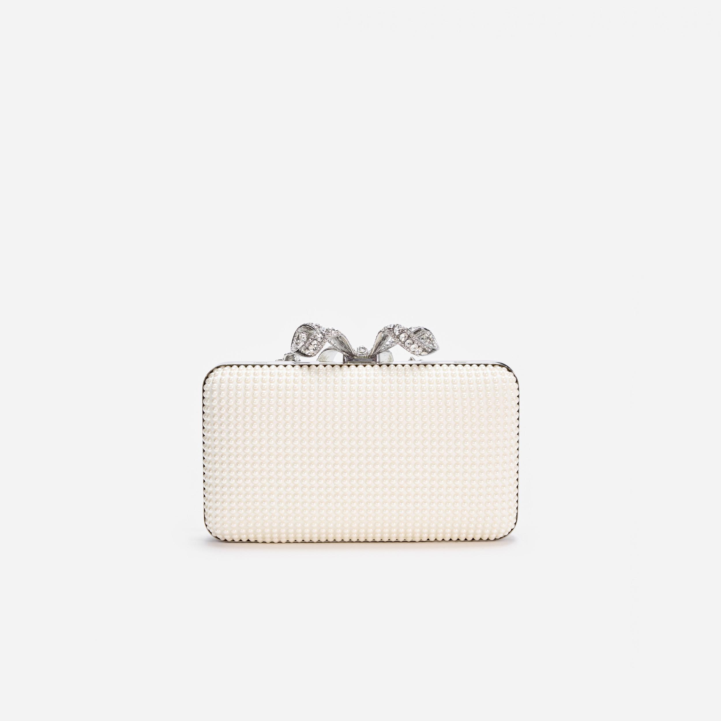 Pearl Box Clutch Product Image