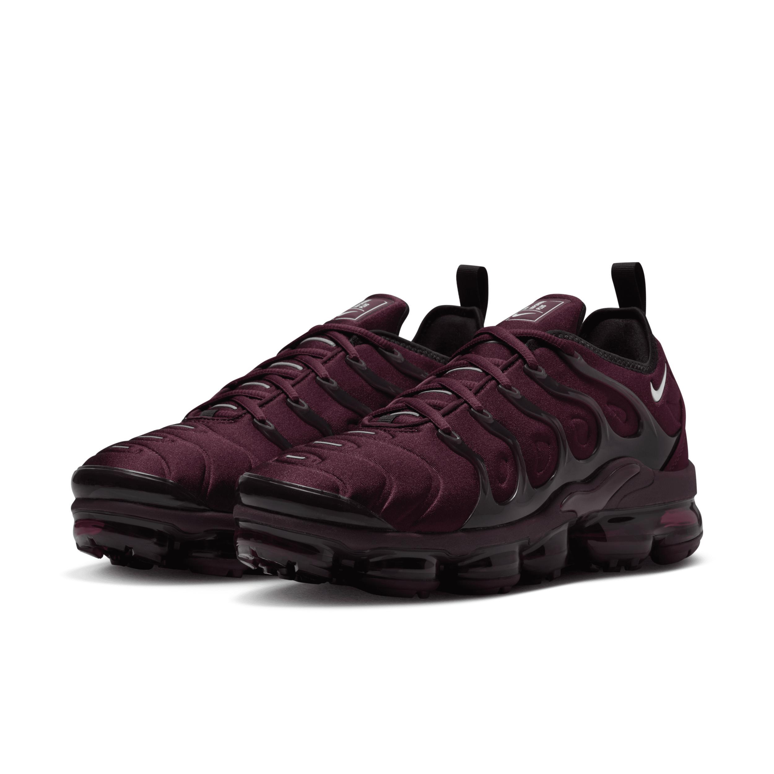 Nike Men's Air VaporMax Plus Shoes Product Image