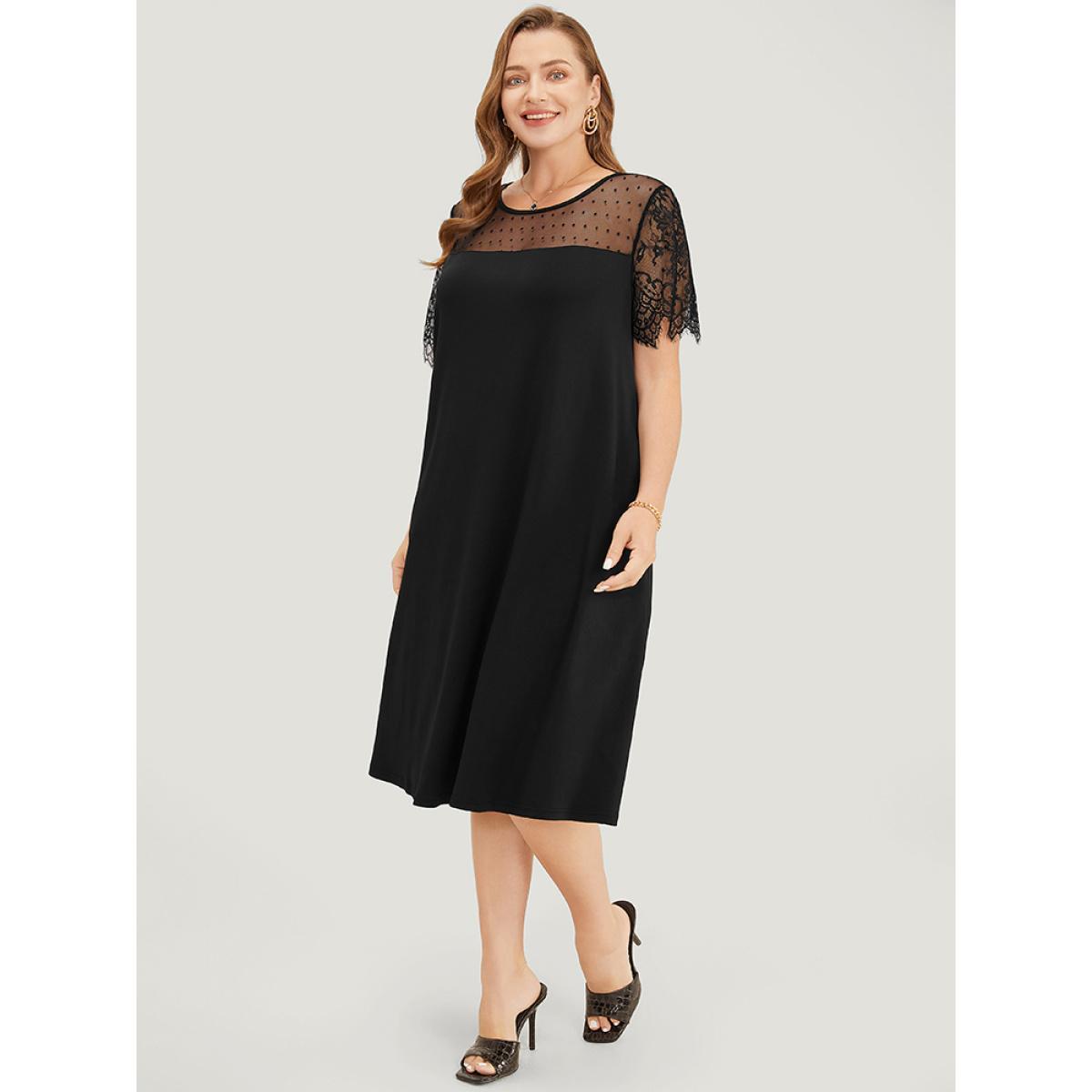 Plus Size Plain Pocket Lace Mesh Patchwork Dress Black Women Elegant Patchwork Round Neck Short sleeve Curvy Midi Dress BloomChic 18-20/2X Product Image