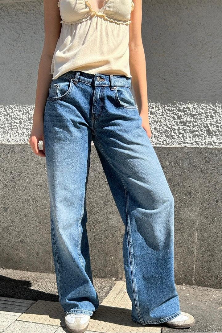 Low waist jeans Product Image