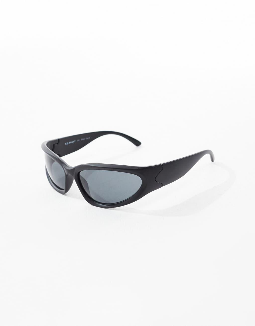 AJ Morgan classic racer sunglasses in black  Product Image