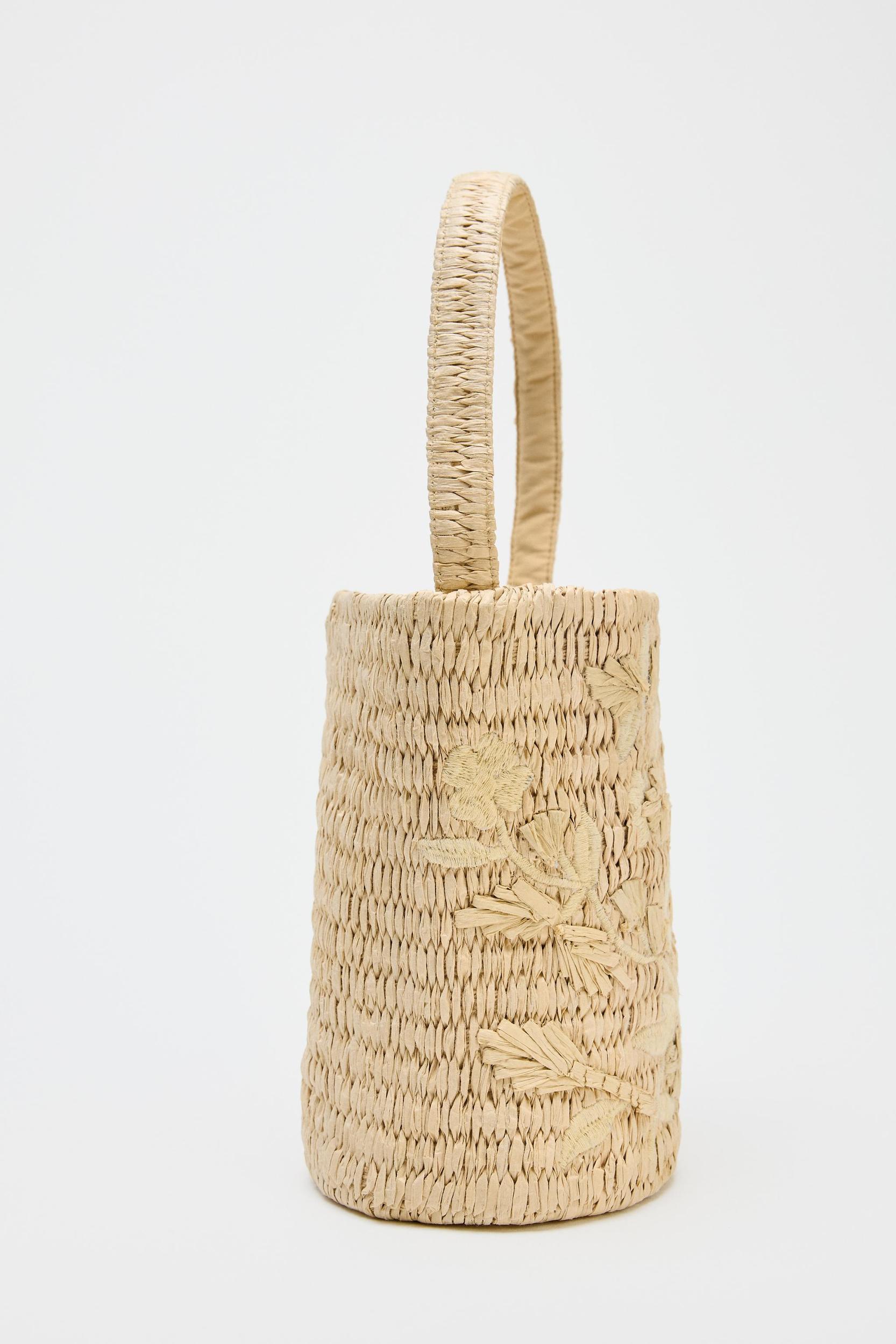 DRAWING WOVEN BASKET Product Image