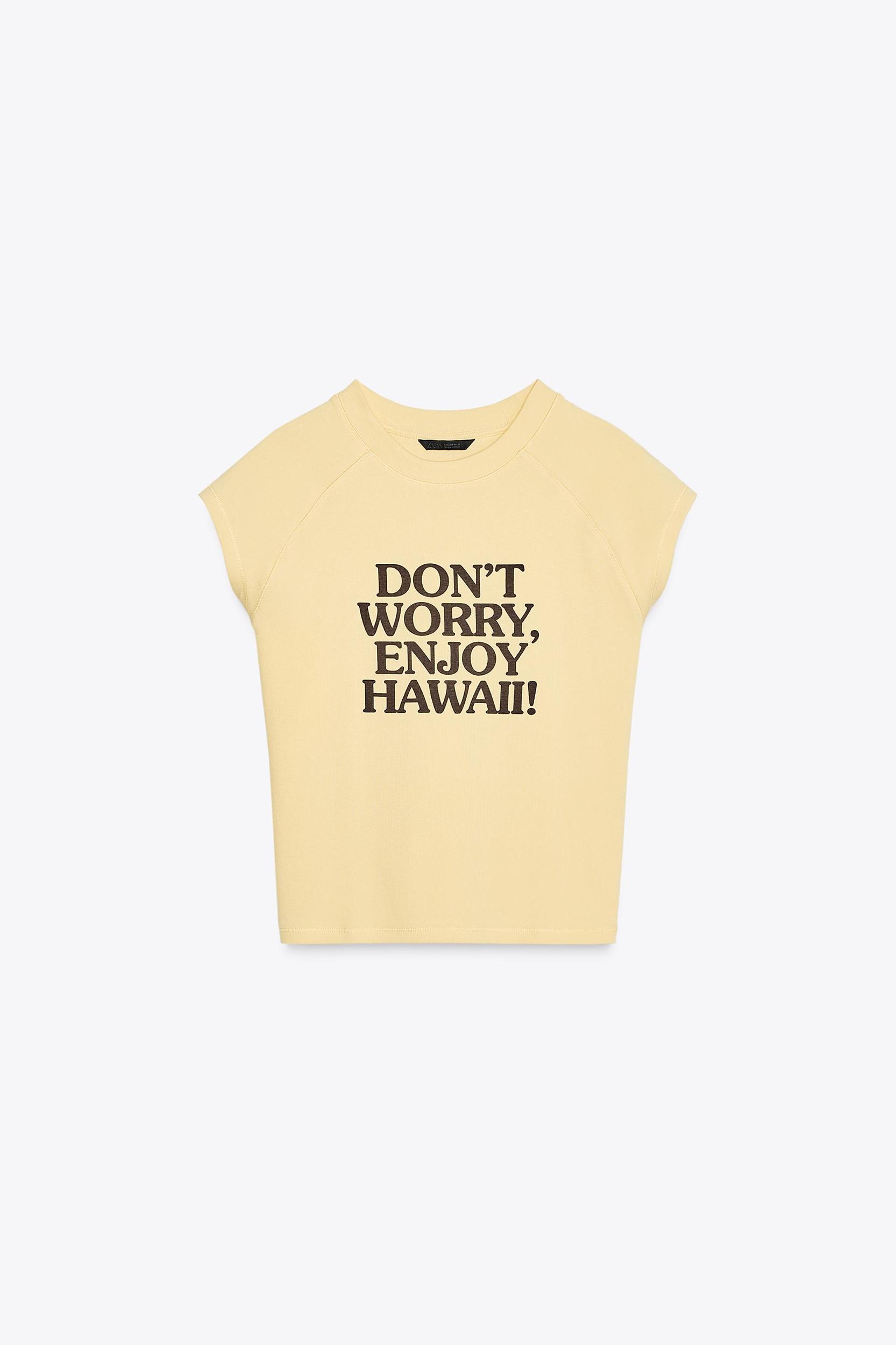 TEXT T-SHIRT Product Image