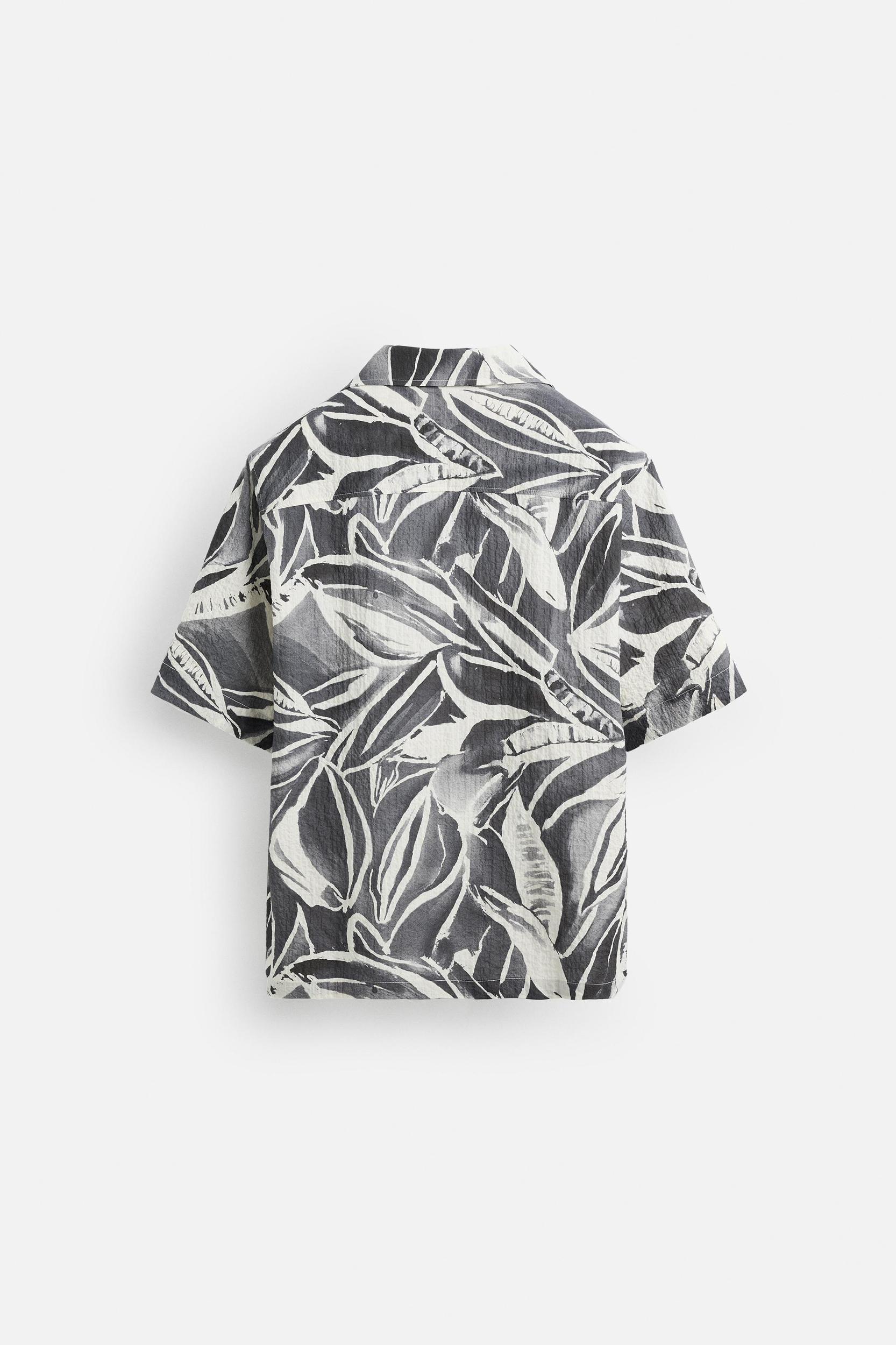 SEERSUCKER PRINT SHIRT Product Image
