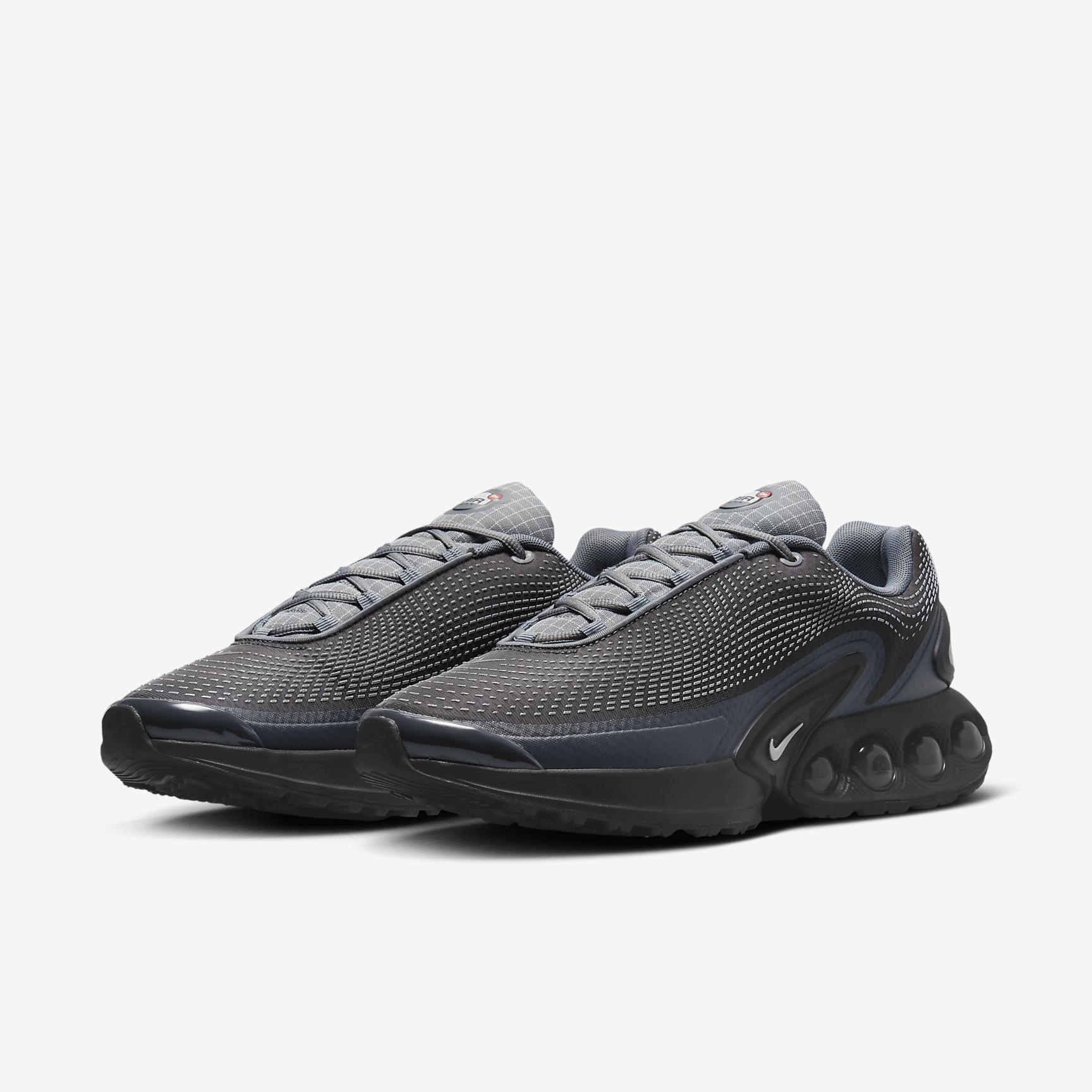 Nike Air Max DN Winterized Shoes Product Image