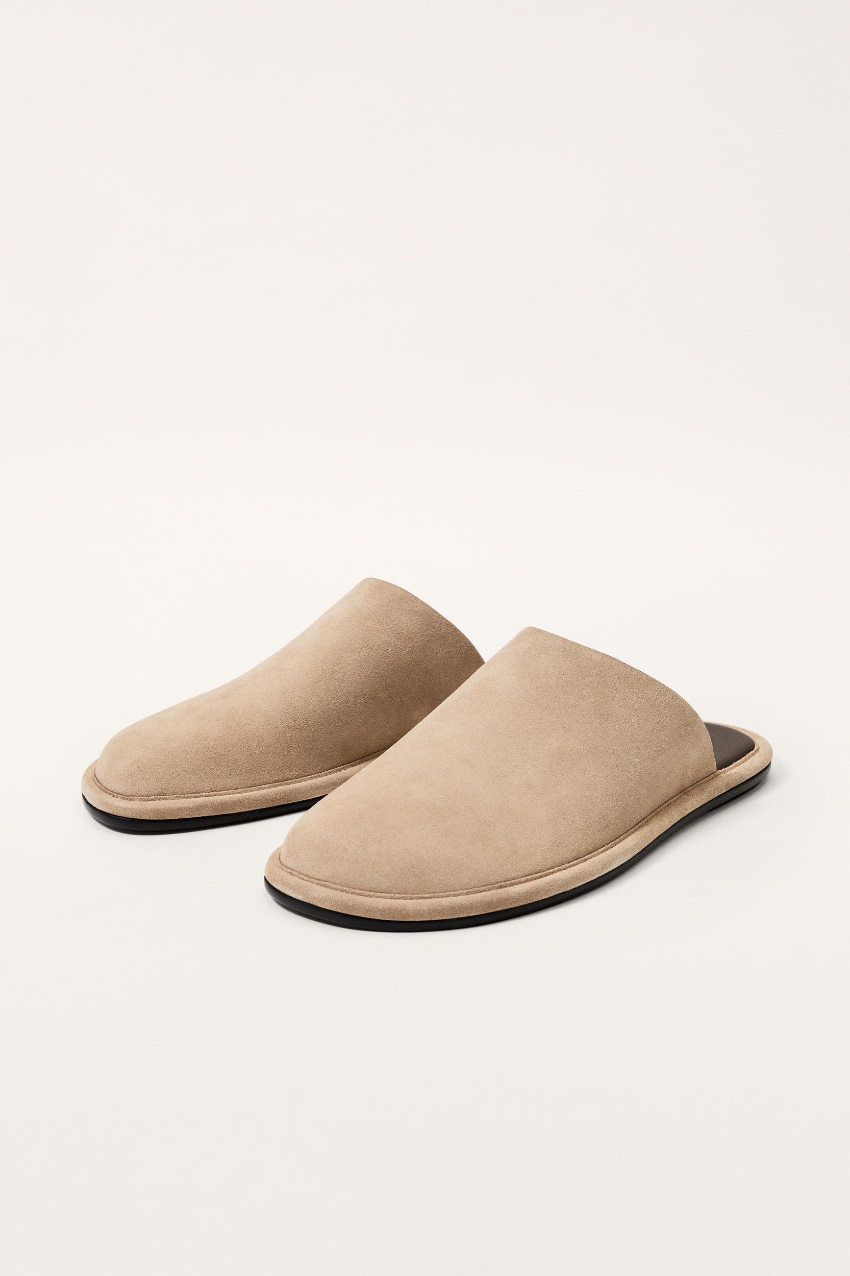 LIMITED EDITION LEATHER CLOGS Product Image