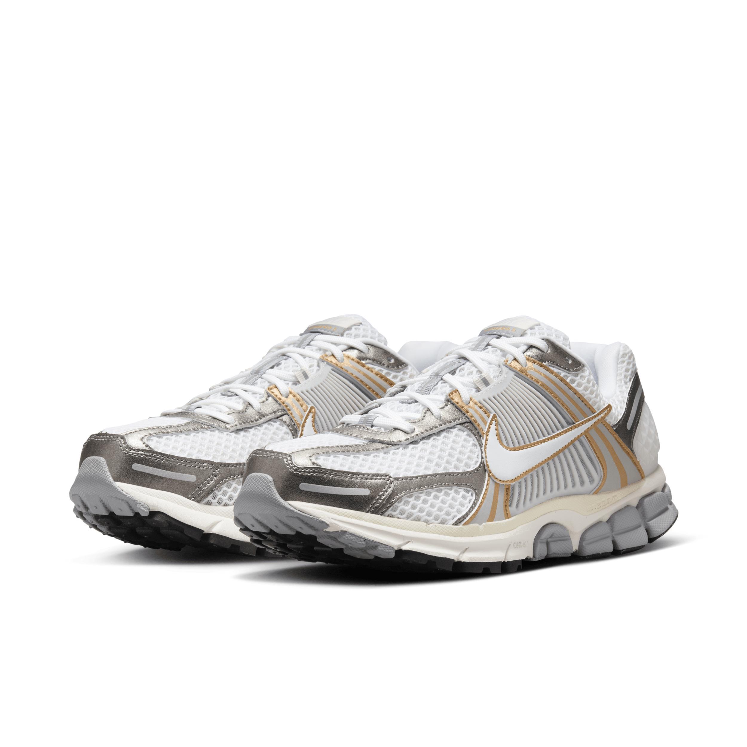 Nike Zoom Vomero 5 Men's Shoes Product Image