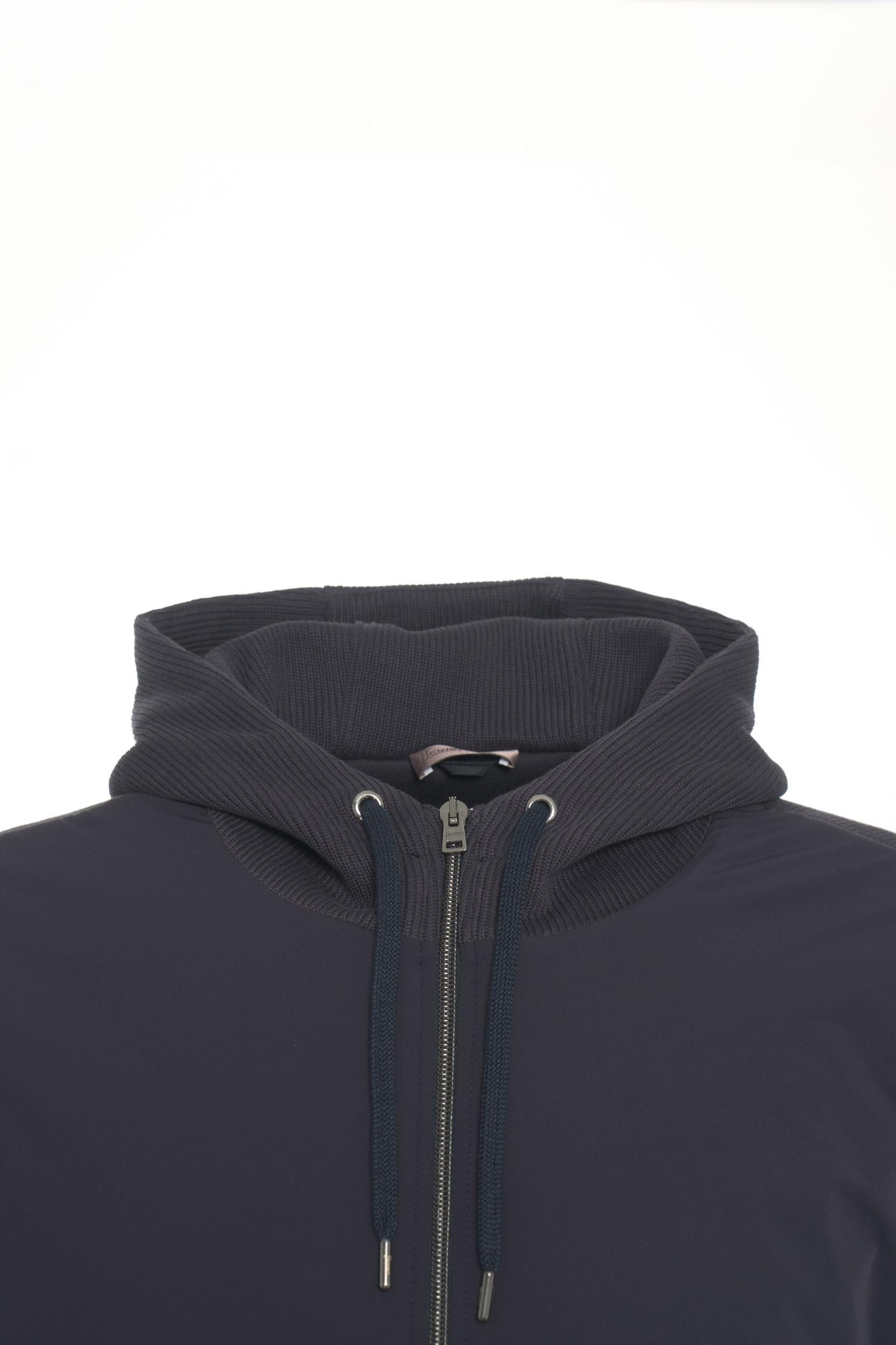 Hooded jacket Product Image