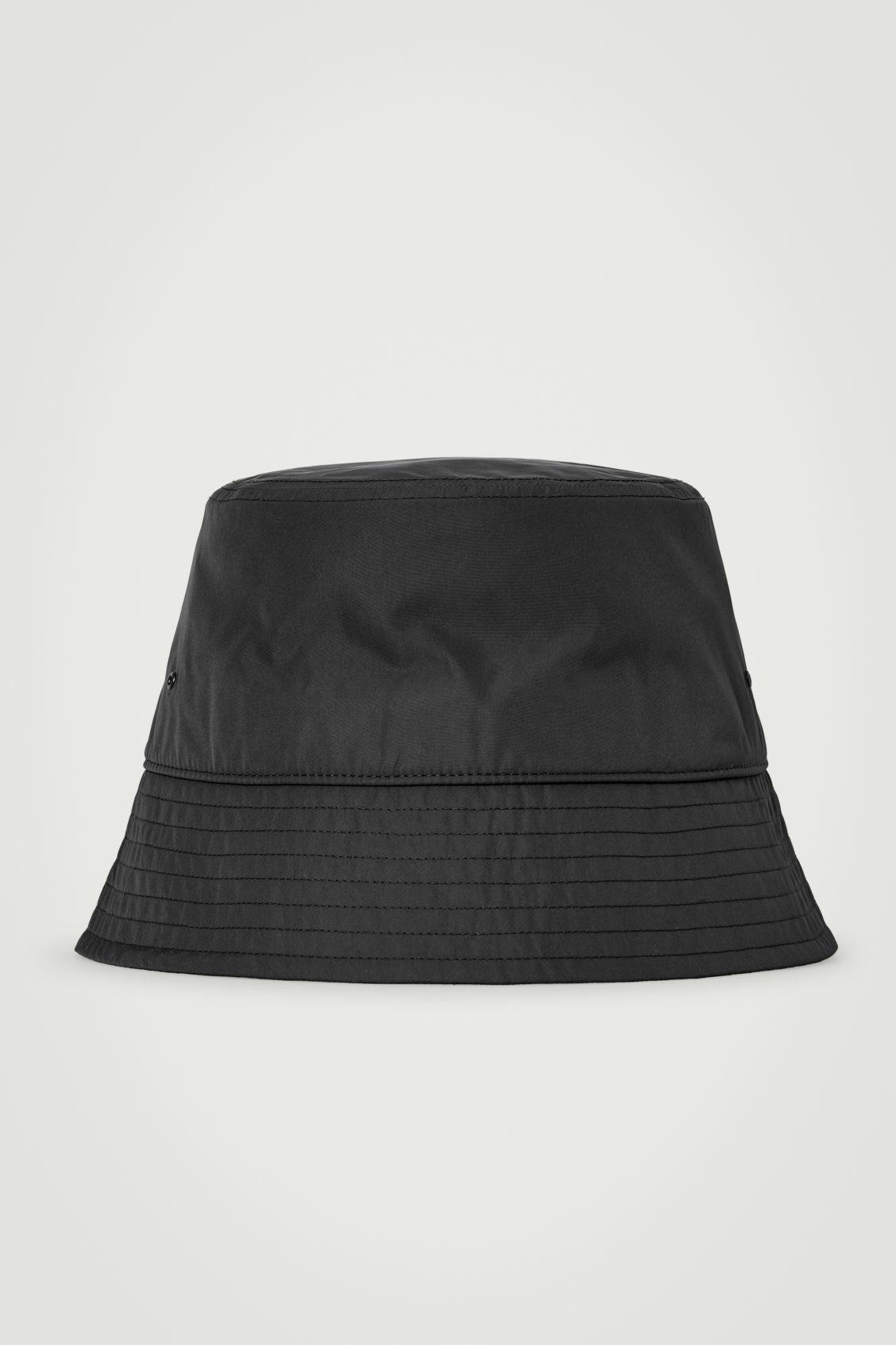 BUCKET HAT Product Image