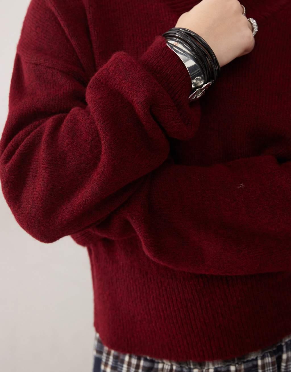 COLLUSION v-neck knitted sweater in burgundy Product Image