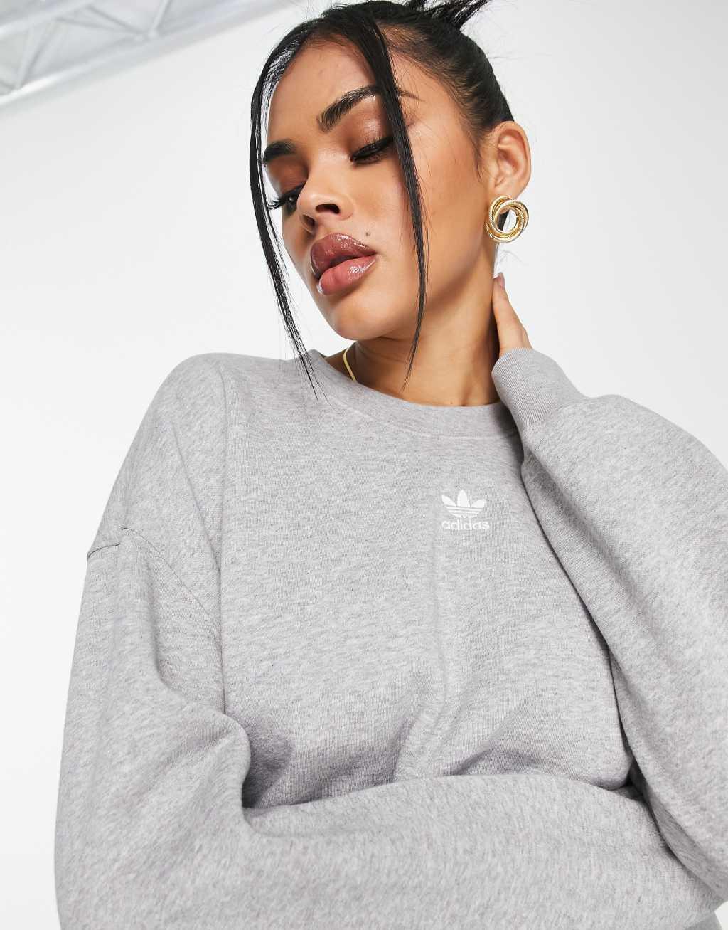 adidas Originals Essentials Sweatshirt in gray Product Image