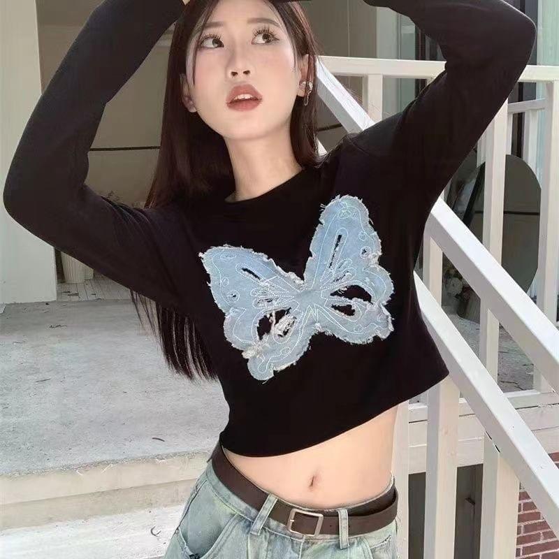 Long Sleeve Round Neck Denim Butterfly Applique Cropped T-Shirt Product Image