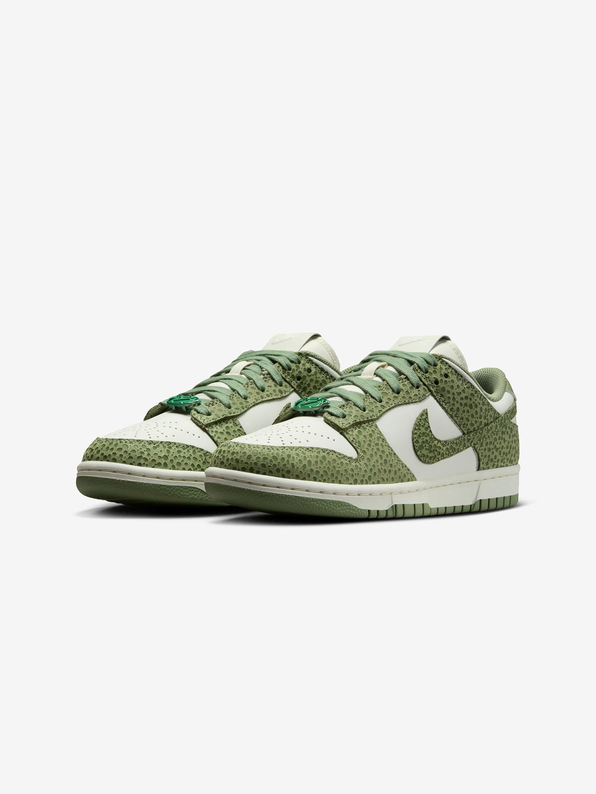 W Nike Dunk Low Premium (Oil Green/Treeline/Sail) Product Image