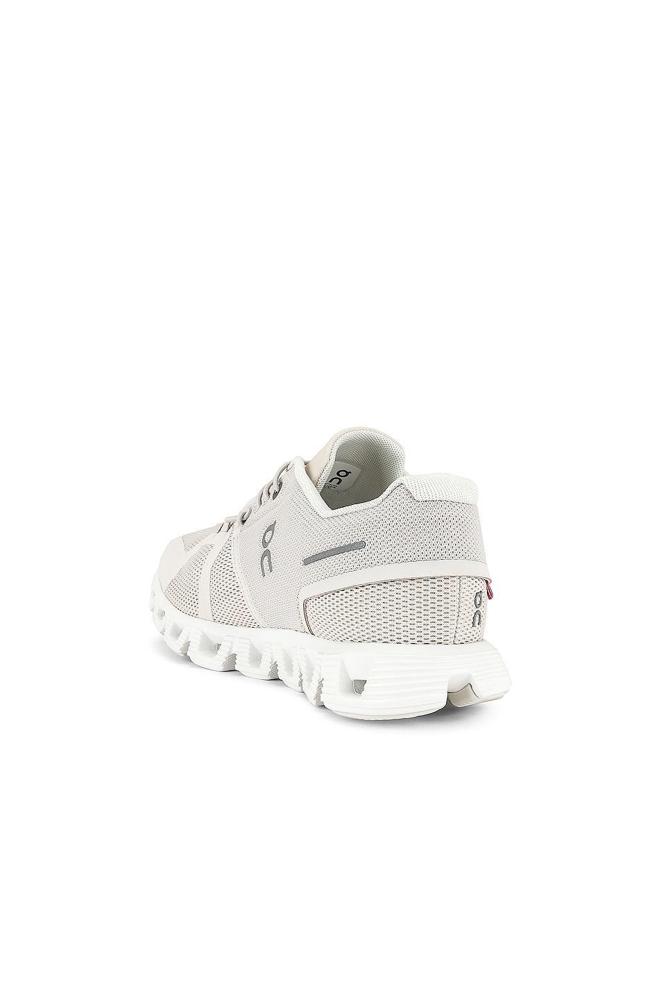 Cloud 5 Sneaker On Product Image