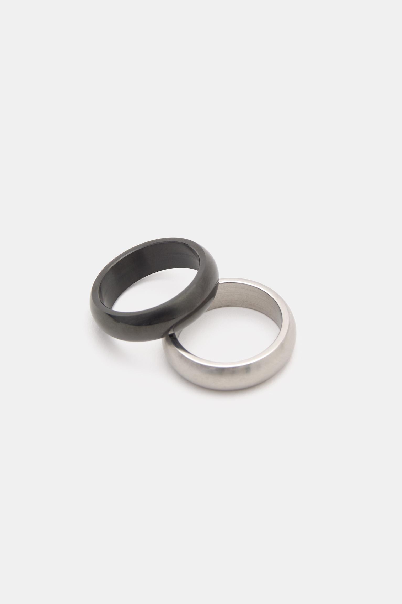 Pack of 4 metallic rings Product Image