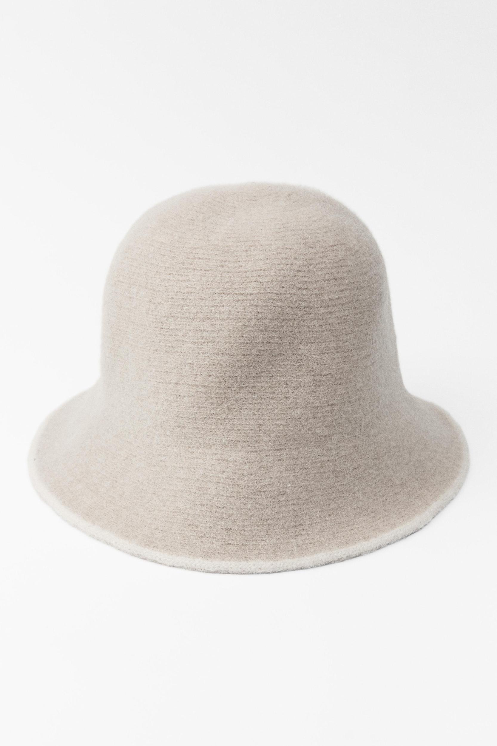 WOOL BUCKET HAT Product Image