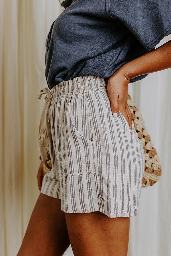 Waterfront Views Linen-Blend Shorts In Dark Grey Product Image